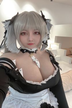 [福利COS] KANEKO_咔喵 - 可畏自拍