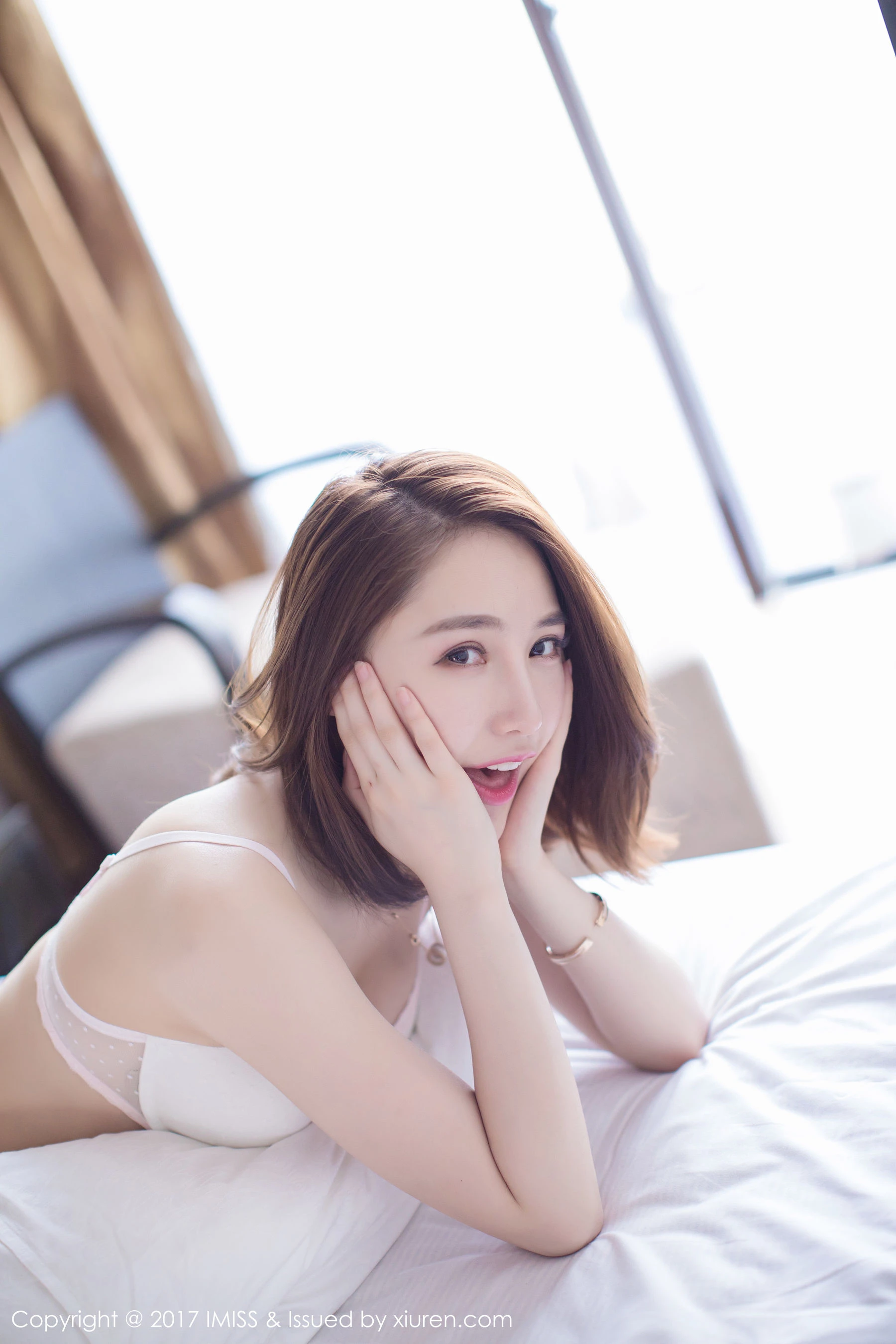  刘奕宁Lynn《沙巴旅拍第1套写真》 爱蜜社 VOL.160第13张