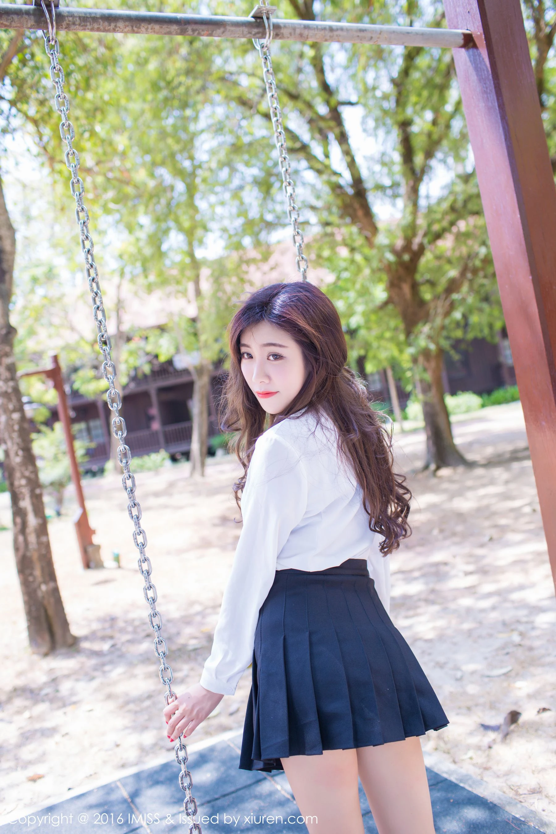 程小烦不烦《性感比基尼和白衬衫+短裙》 爱蜜社IMiss Vol.089第13张