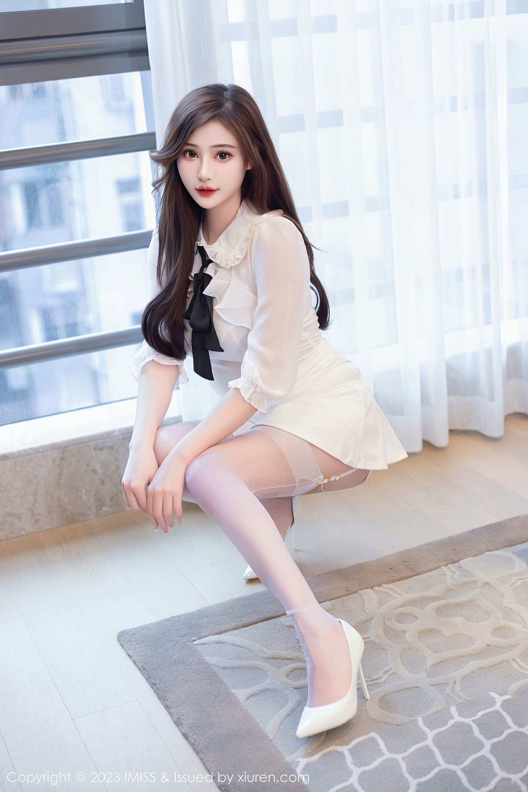  爱蜜社 VOL.712 Lavinia肉肉 丝袜美腿第11张