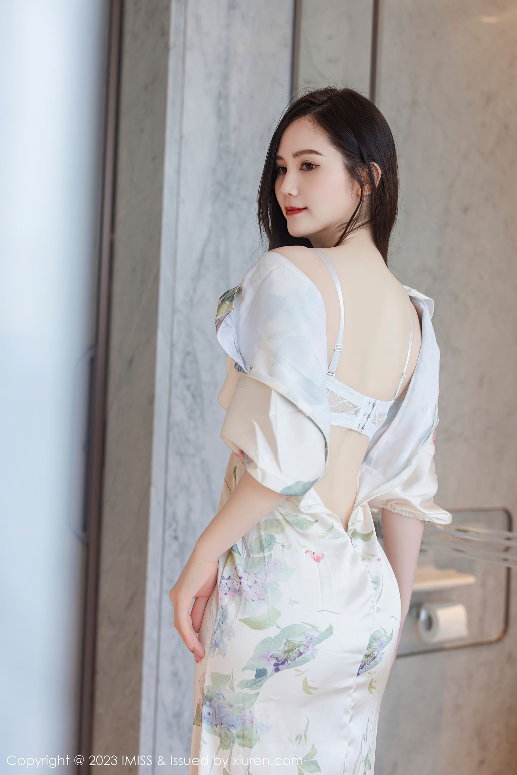  爱蜜社 VOL.745 SISY思 长裙美腿第1张