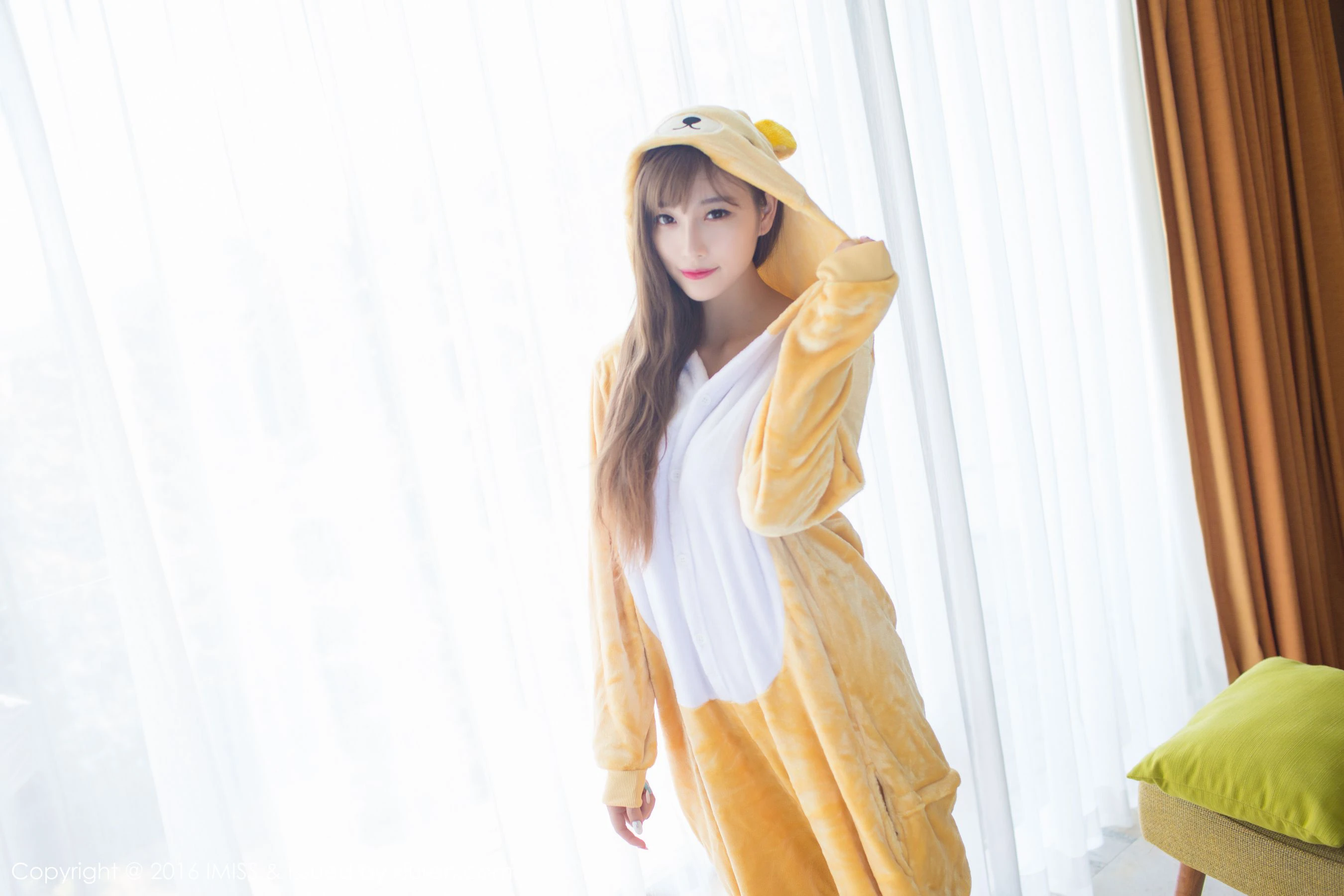 sugar小甜心CC《美女扮野兽+旗袍与丝袜》 爱蜜社IMiss Vol.136第1张