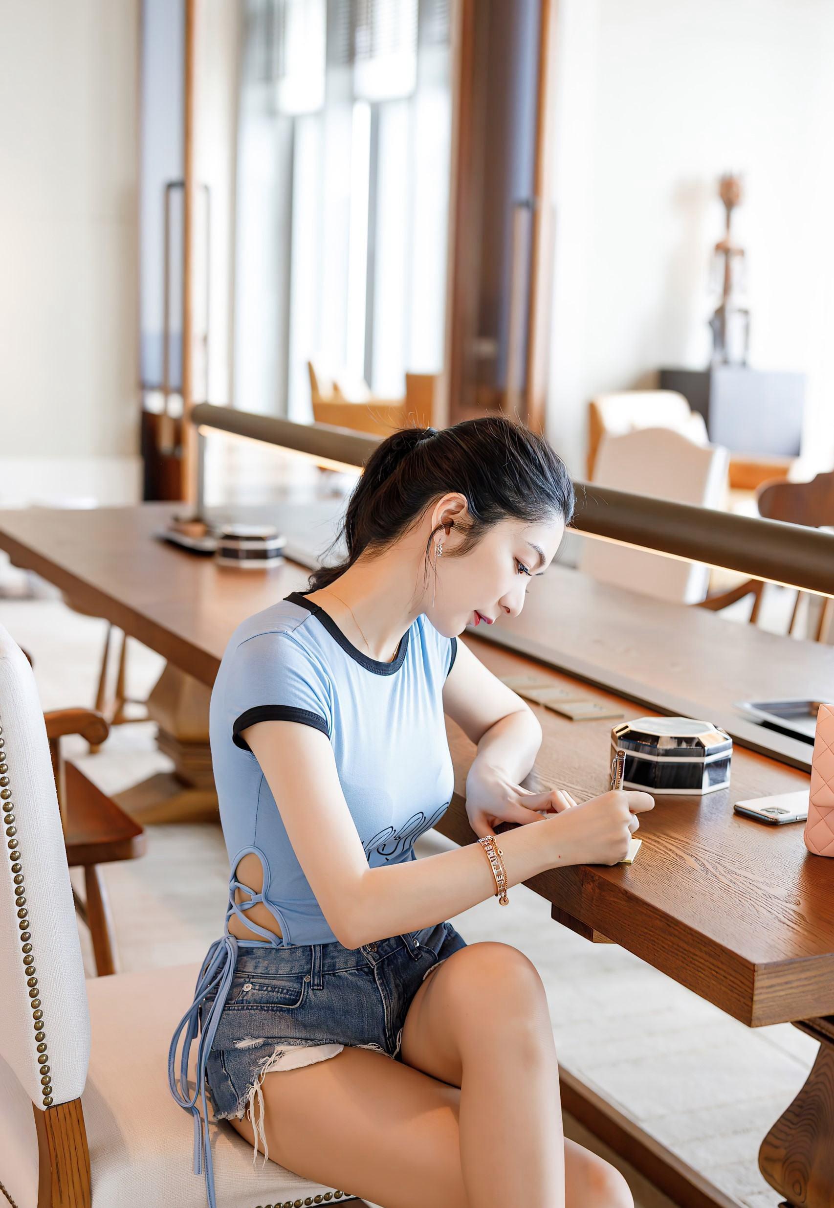 IMiss爱蜜社 Vol.489 Angela小热巴第7张