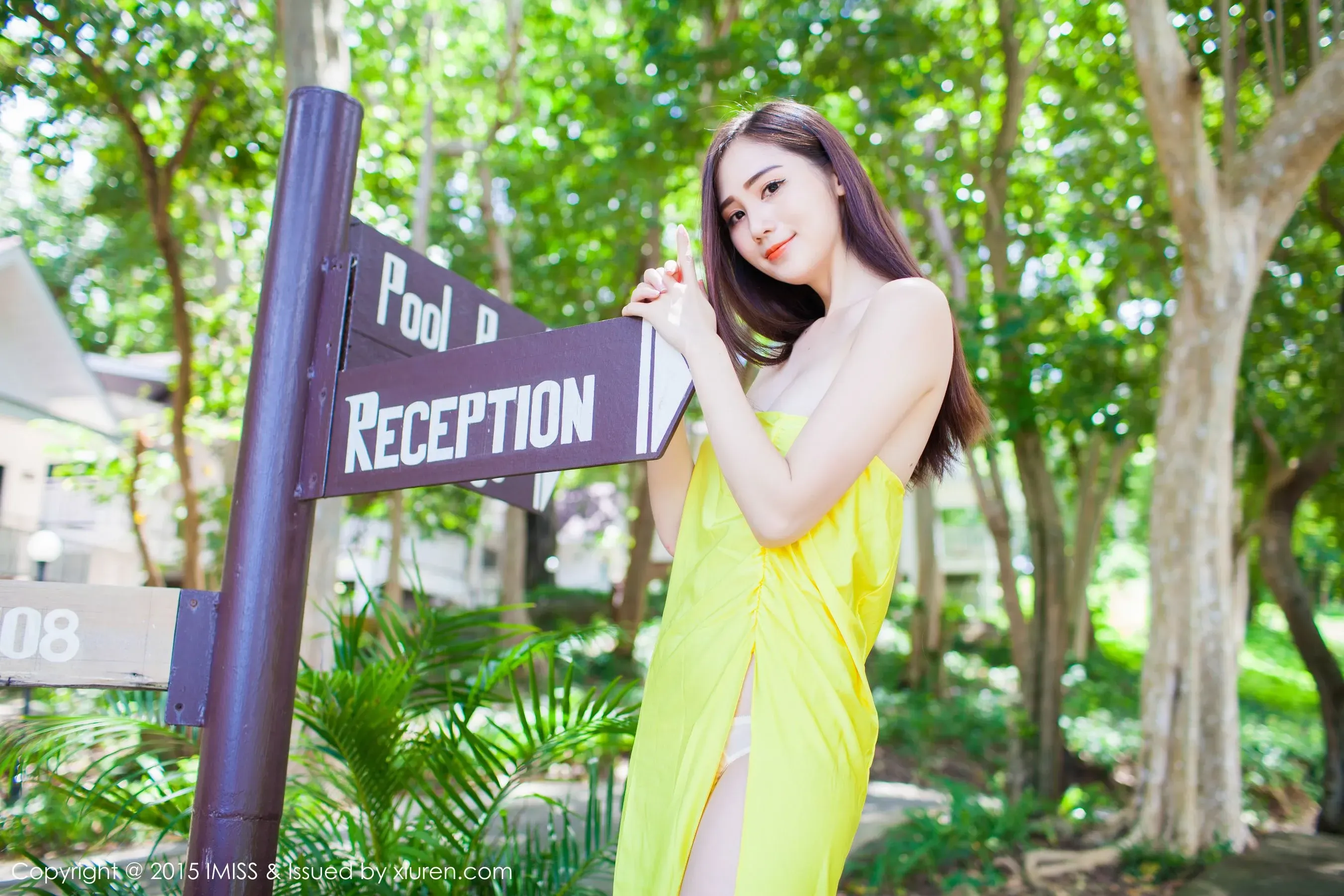 高挑美女SISY思《4套清新服饰》 爱蜜社IMiss Vol.041第3张