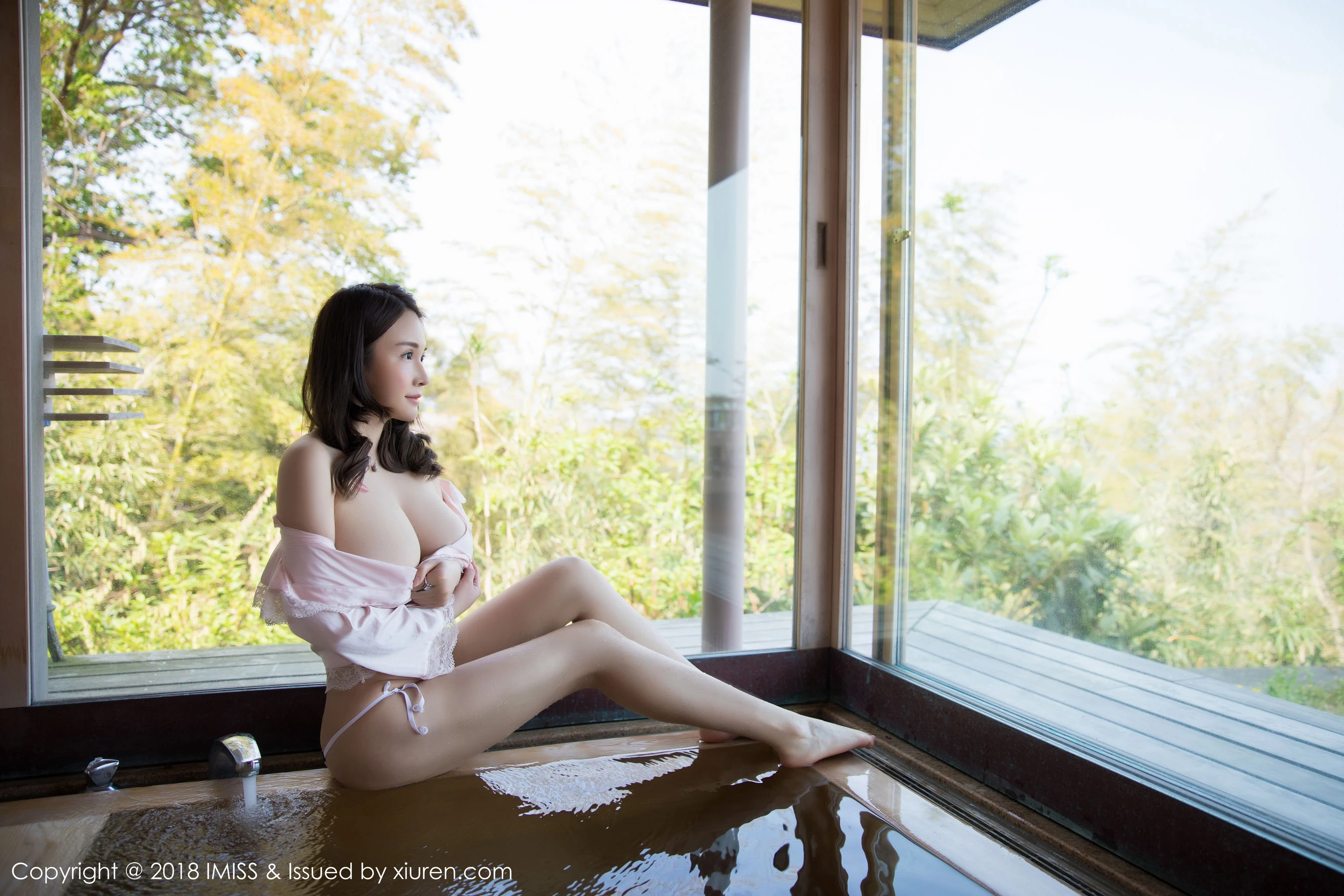  沈蜜桃miko《日本旅拍》 爱蜜社IMiss Vol.244第7张