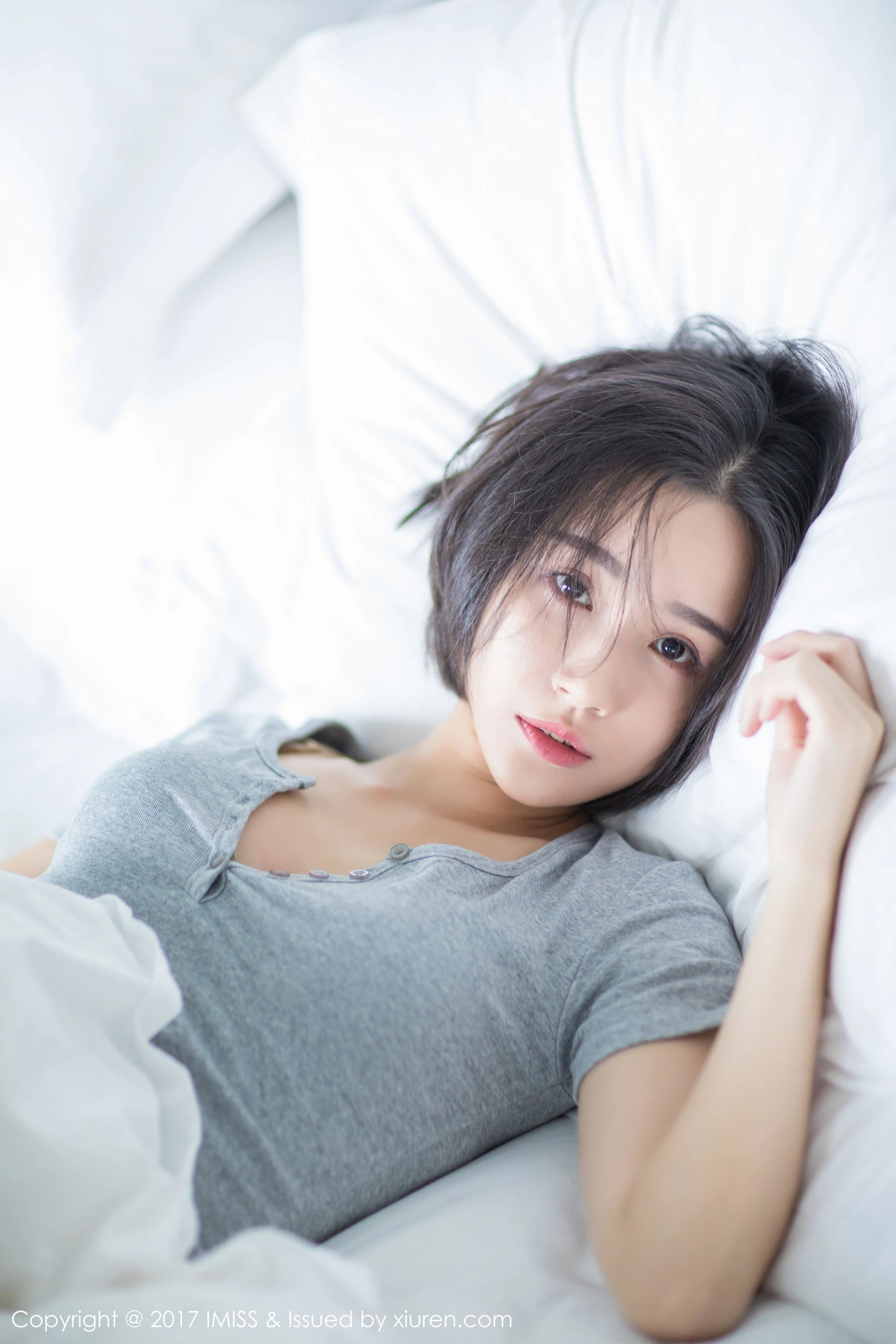  莉雅Livia《日系短发女神》 爱蜜社 VOL.178第1张