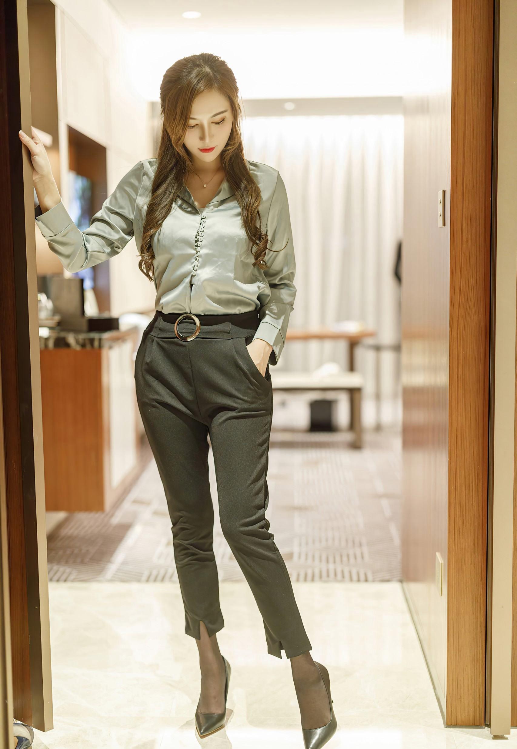 IMiss爱蜜社 Vol.492 Lavinia肉肉第12张