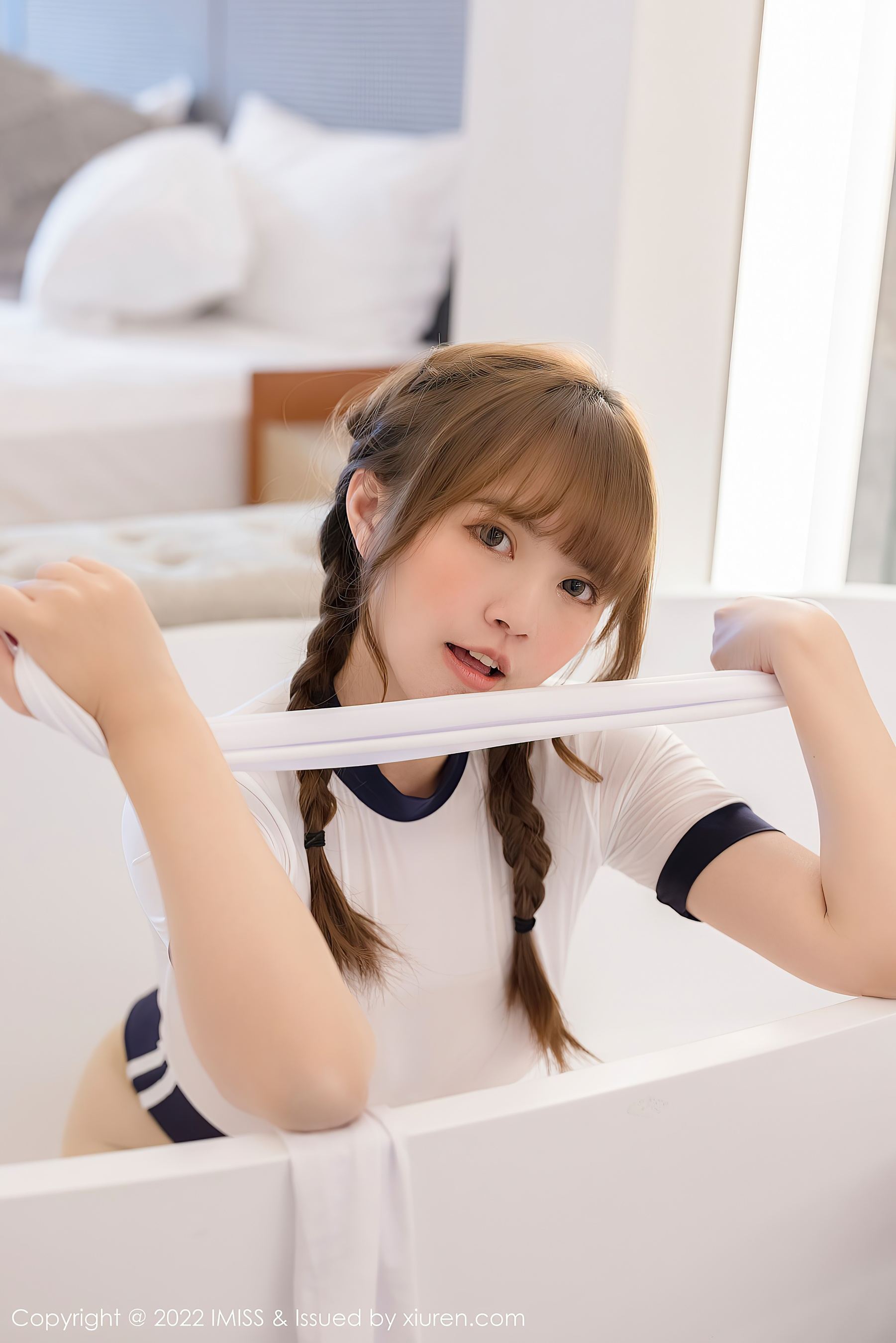  爱蜜社 VOL.681 张思允Nice 丝袜美臀第16张