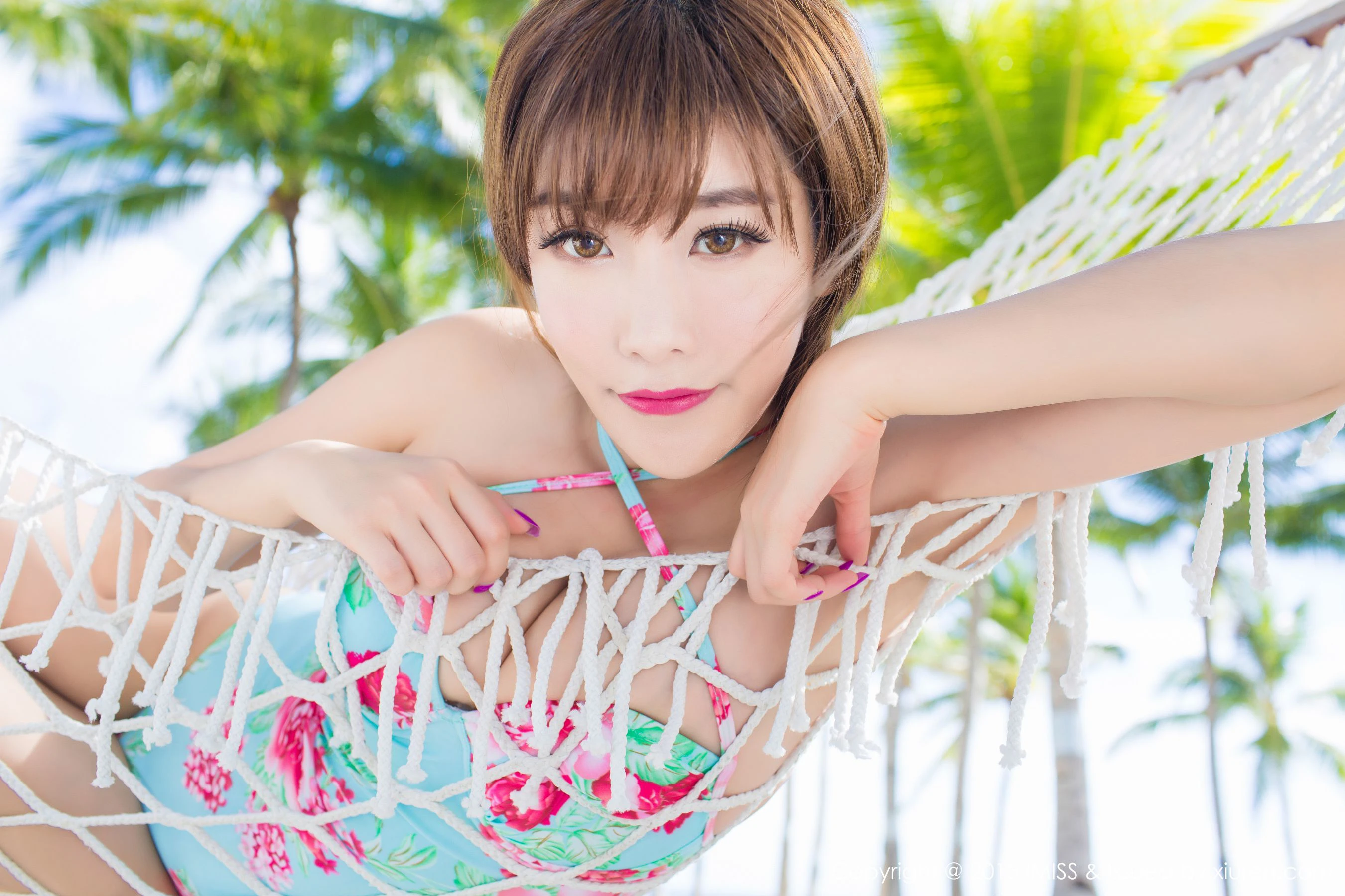 程小烦不烦《清新牛仔热裤+比基尼》 爱蜜社IMiss Vol.055第10张