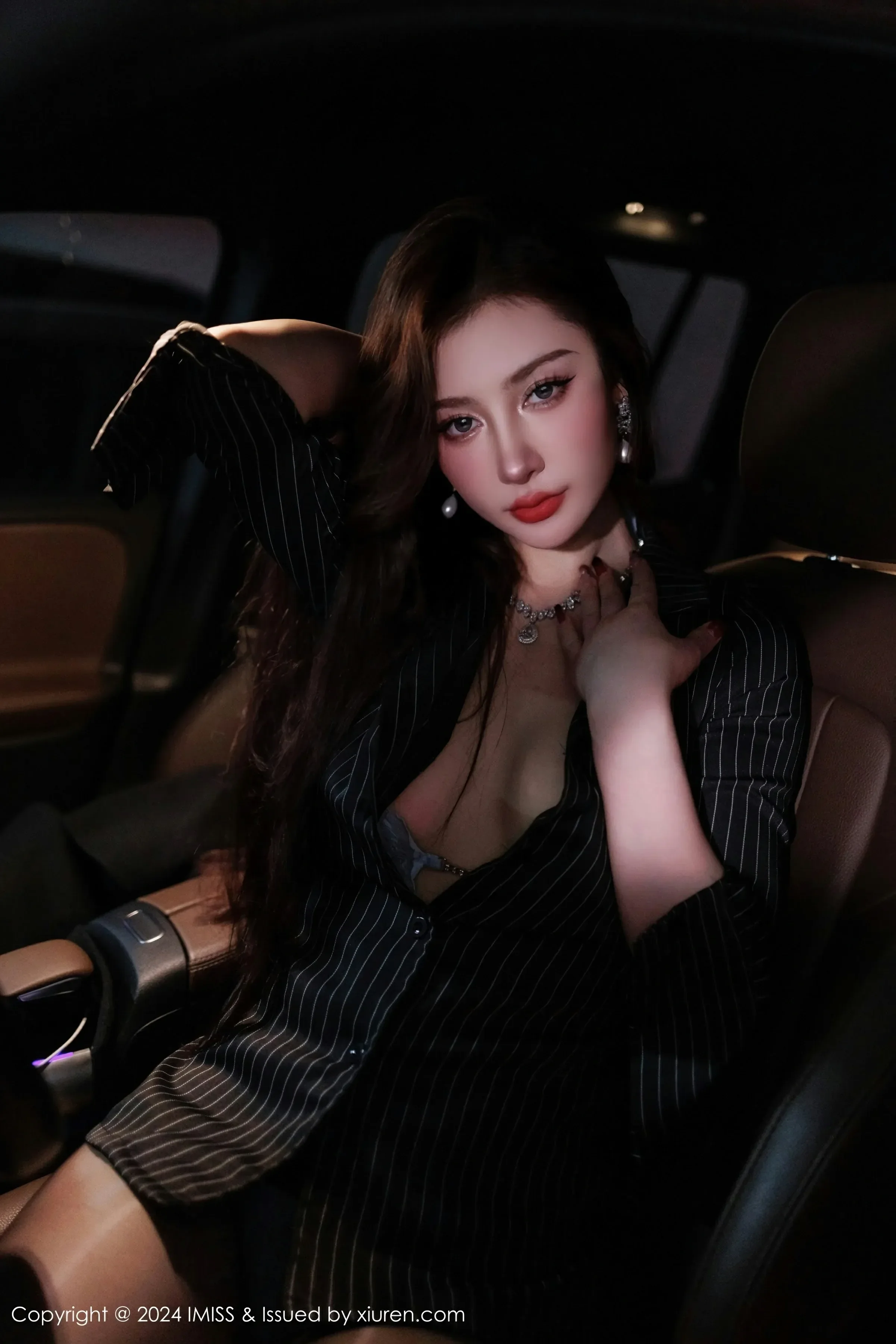  爱蜜社 VOL.768 蕾蕾醒了没 [60P]第6张