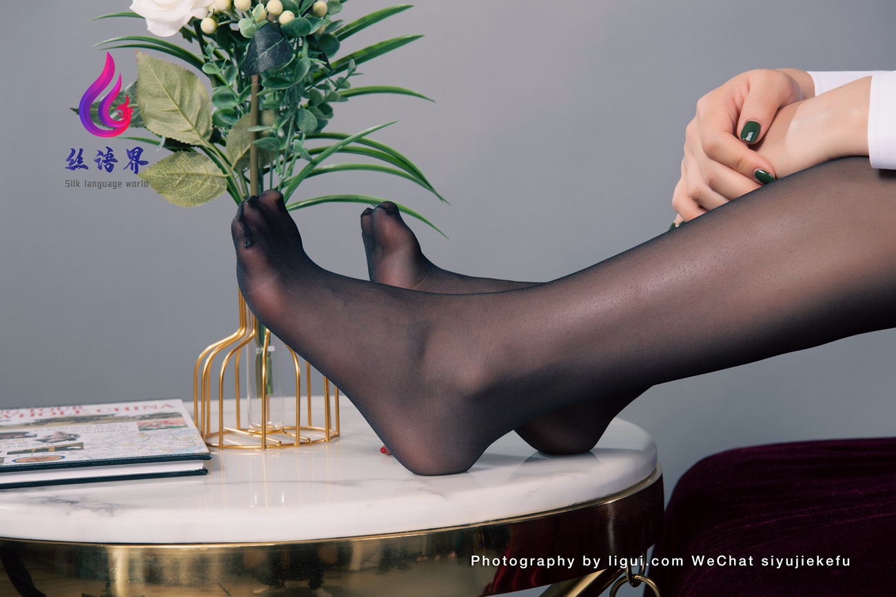 [Ligui丽柜]2022.04.27《那一抹红色》愉心第16张