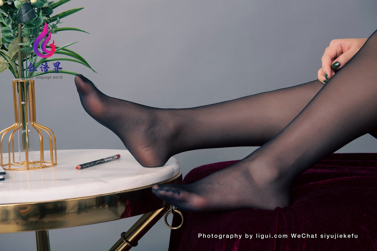 [Ligui丽柜]2022.04.27《那一抹红色》愉心第1张