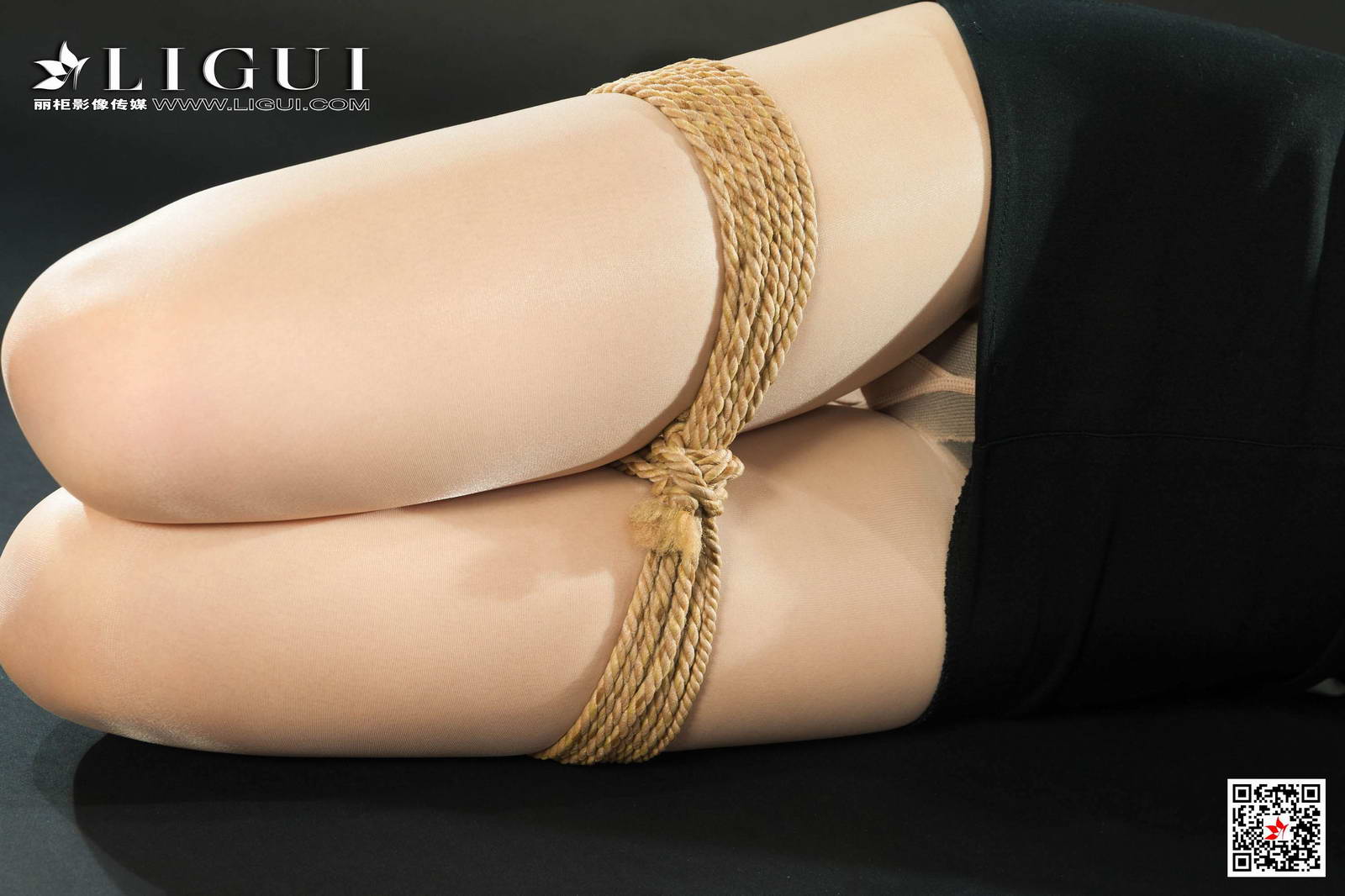 Ligui丽柜 2020.10.02《紧缚新莲》白雪第1张