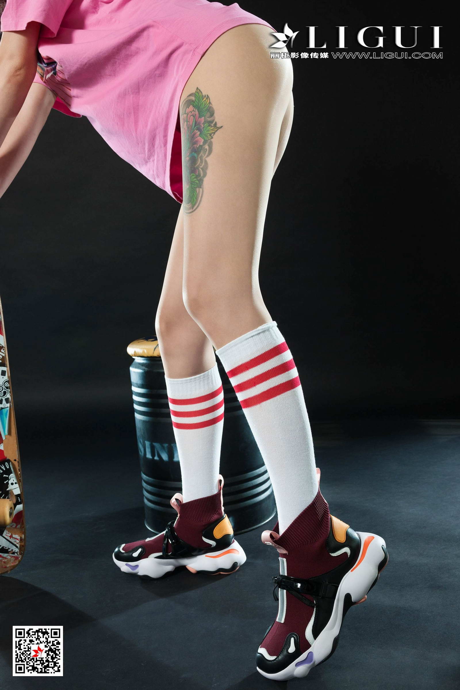Ligui丽柜 2020.10.14《滑板女郎》甜甜第22张