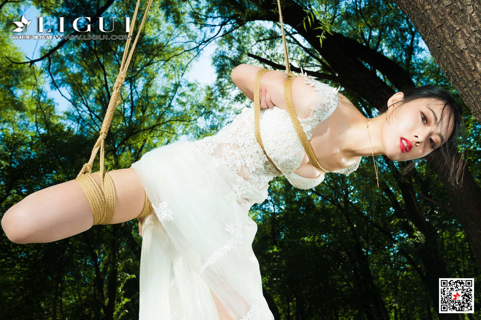 Ligui丽柜 2020.10.16《郊野无助的挣扎》白雪第9张