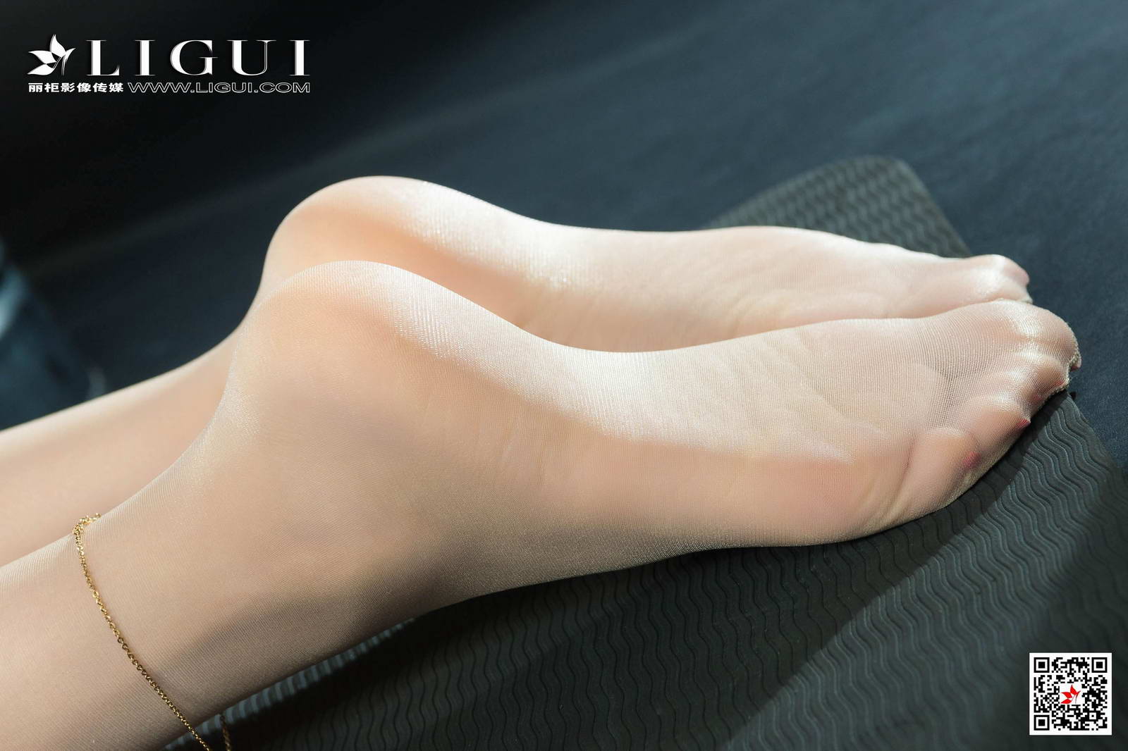 Ligui丽柜 2020.10.14《滑板女郎》甜甜第12张