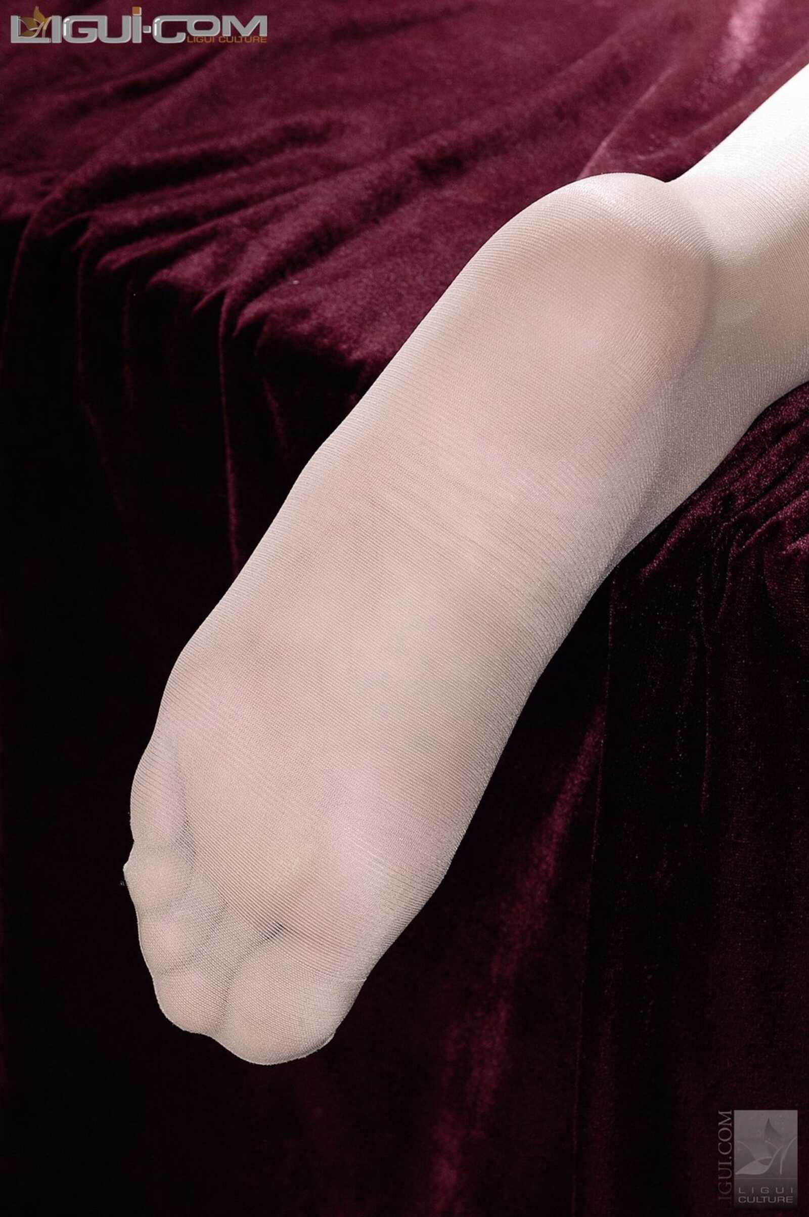 Model 倩倩《冷艳倩女》 [丽柜LiGui] 丝足写真图片第7张