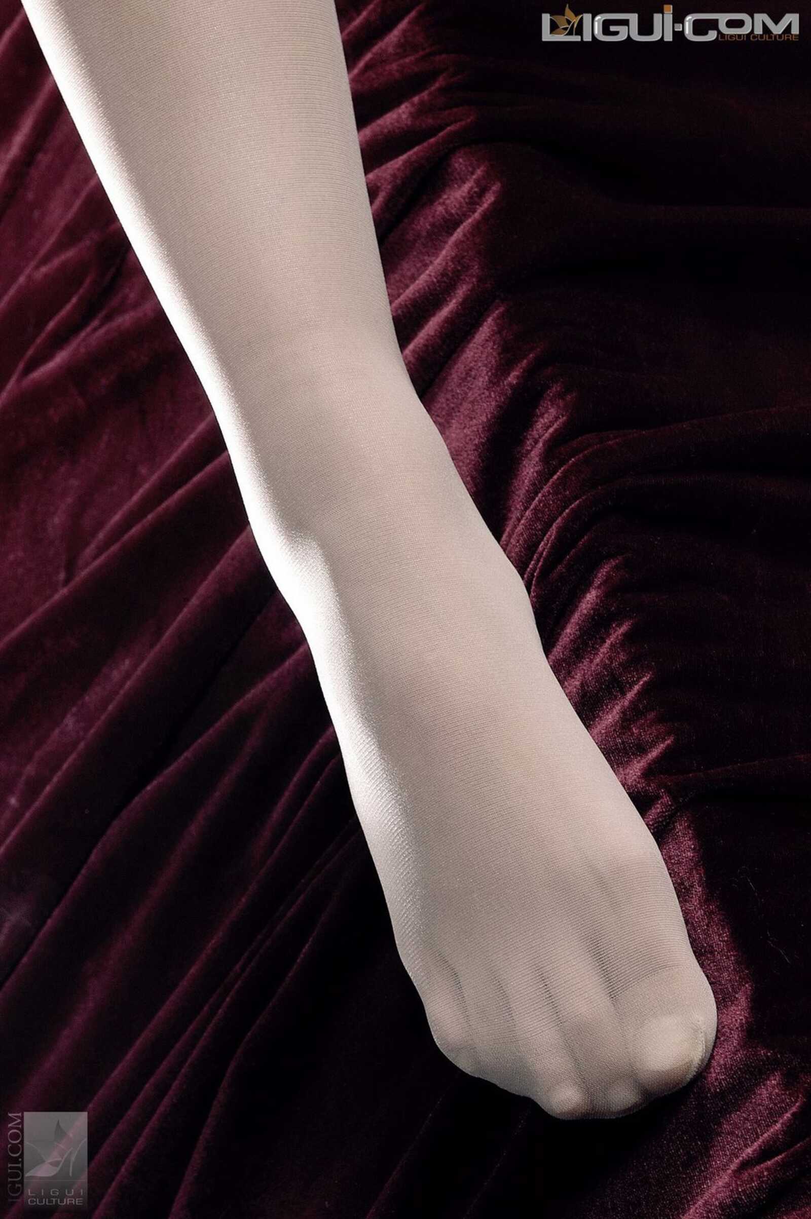 Model 倩倩《冷艳倩女》 [丽柜LiGui] 丝足写真图片第5张