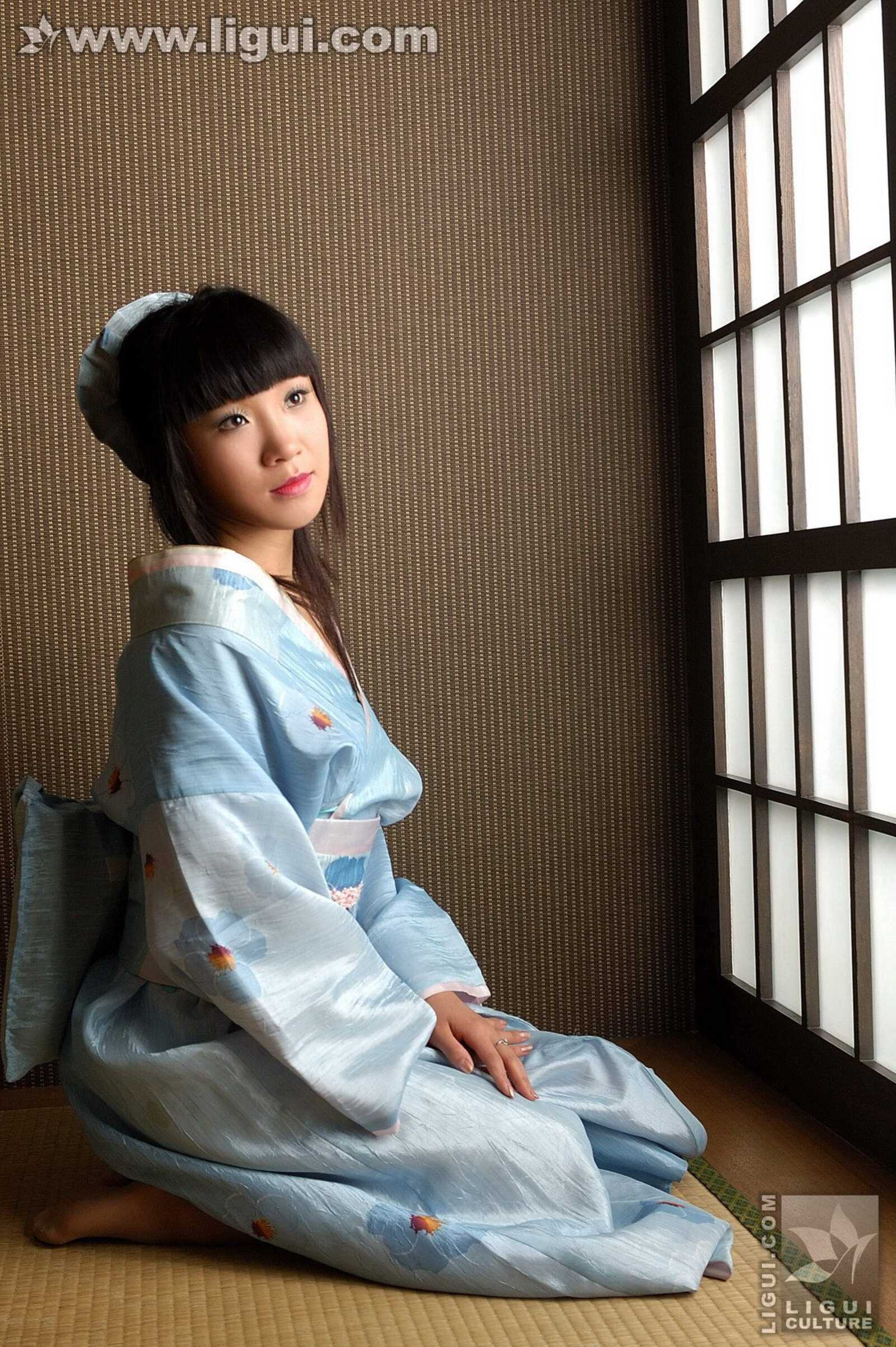 Model 伊园《日本丝袜少女与狗熊的邂逅》 [丽柜第1张