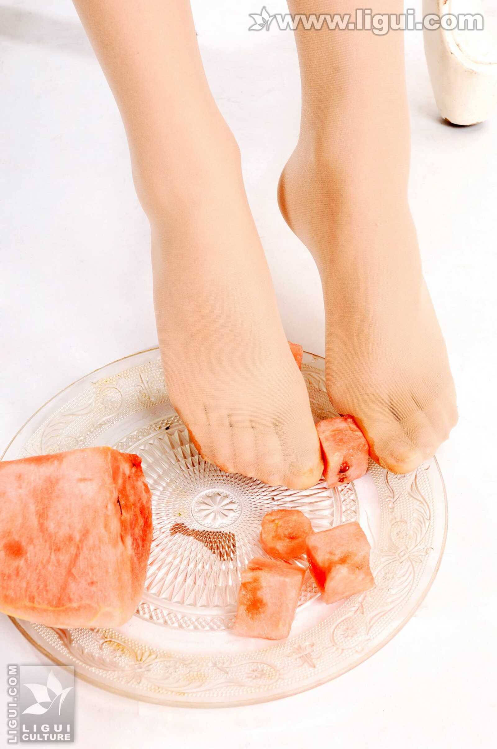 Model 伊园《甜美丝足炸出的西瓜汁》 [丽柜LiGui第9张