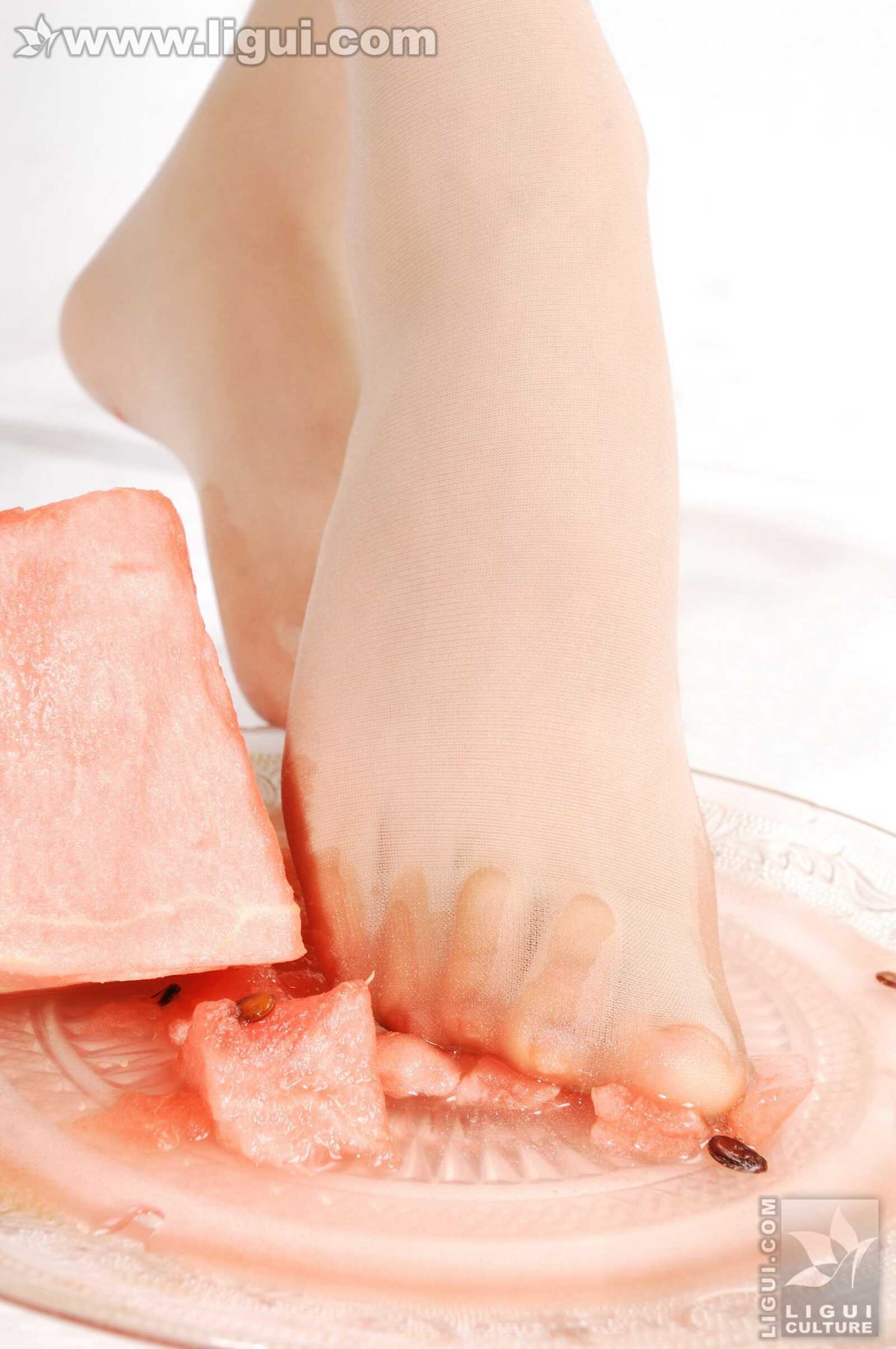 Model 伊园《甜美丝足炸出的西瓜汁》 [丽柜LiGui第6张