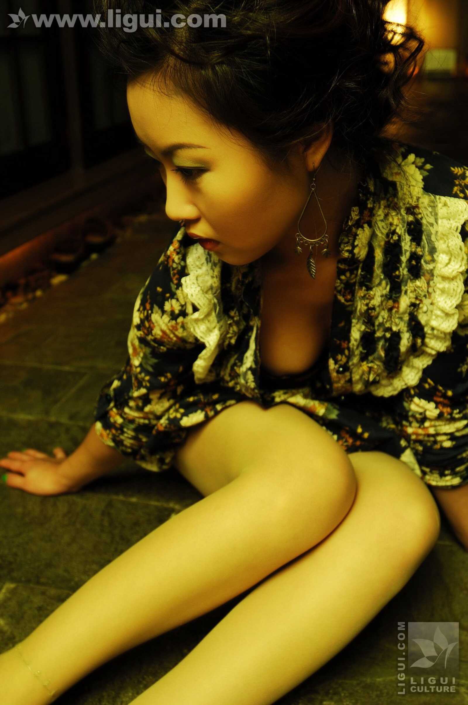 Model 小露露《性感小猫咪》 [丽柜LiGui] 丝足写真第10张