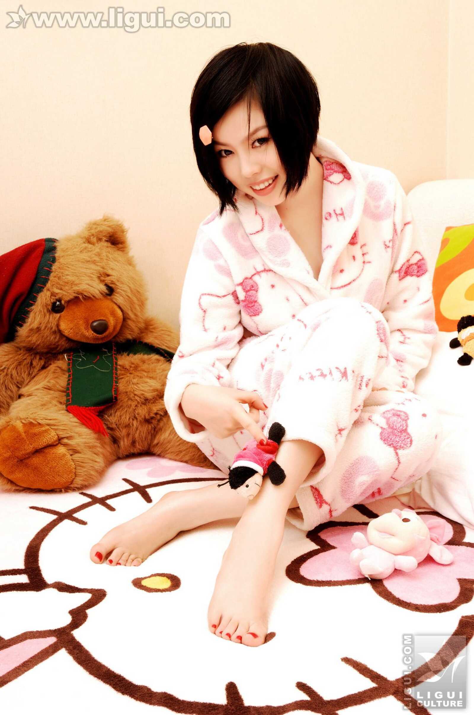 Model 幕子《可爱睡衣美足秀》 [丽柜LiGui] 丝袜美第10张