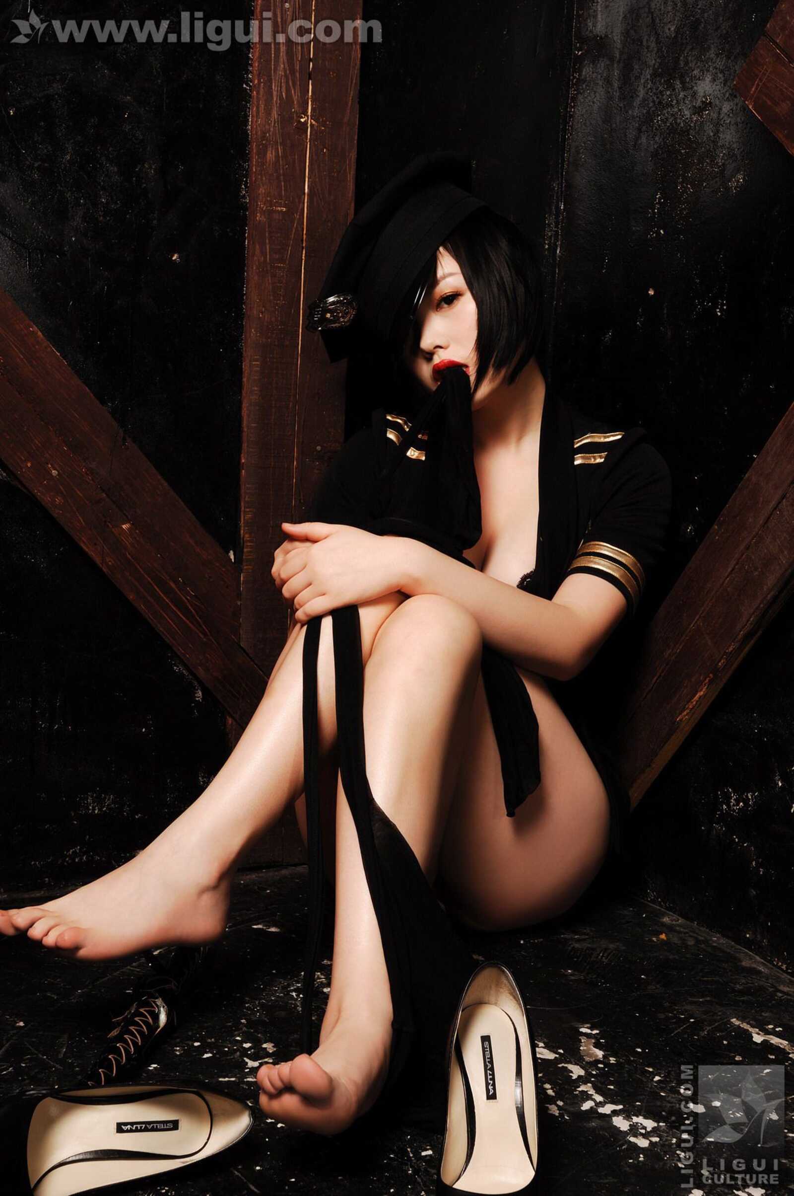 Model 幕子《霸道女王妩媚黑色》 [丽柜LiGui] 丝袜第1张
