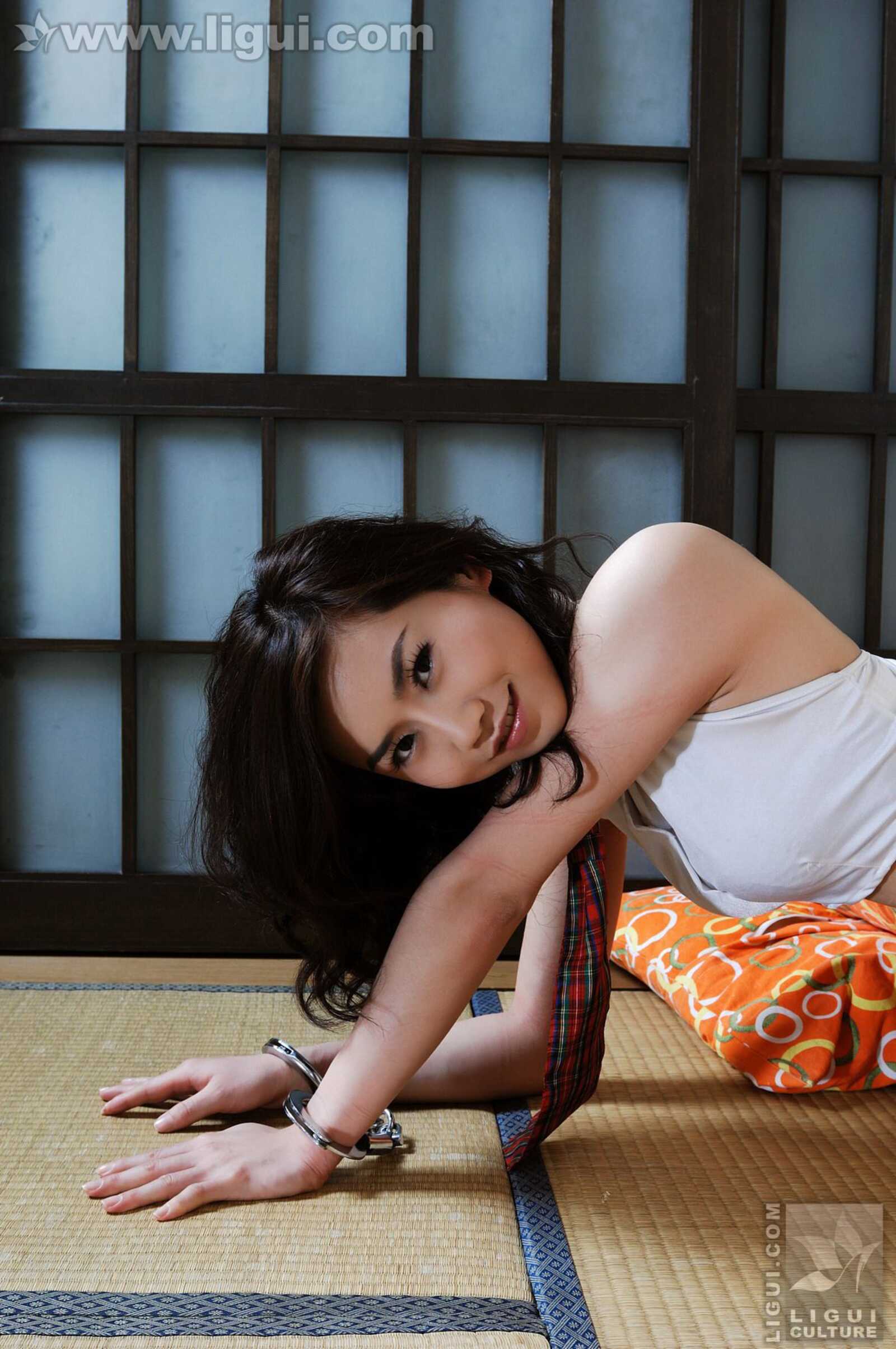 Model 由美《南航空姐吃料理被俘》 [丽柜美束Li第4张