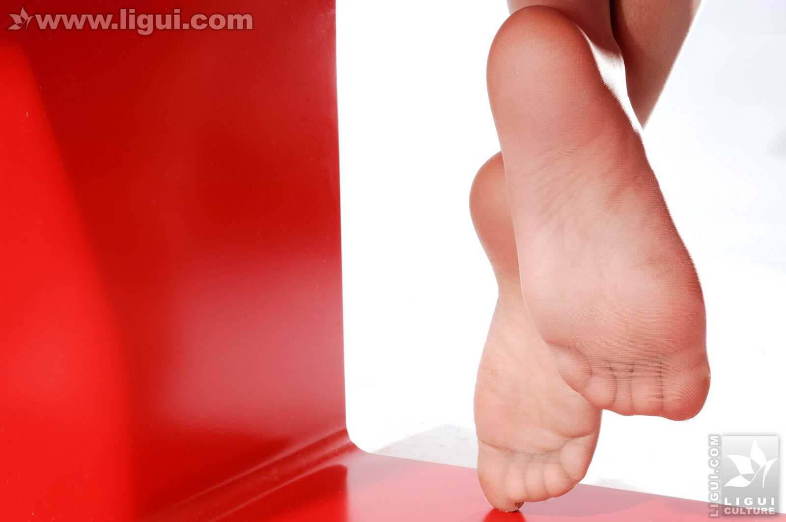 Model 文欣《职业装之高跟靓丽展示》 [丽柜LiGui第1张