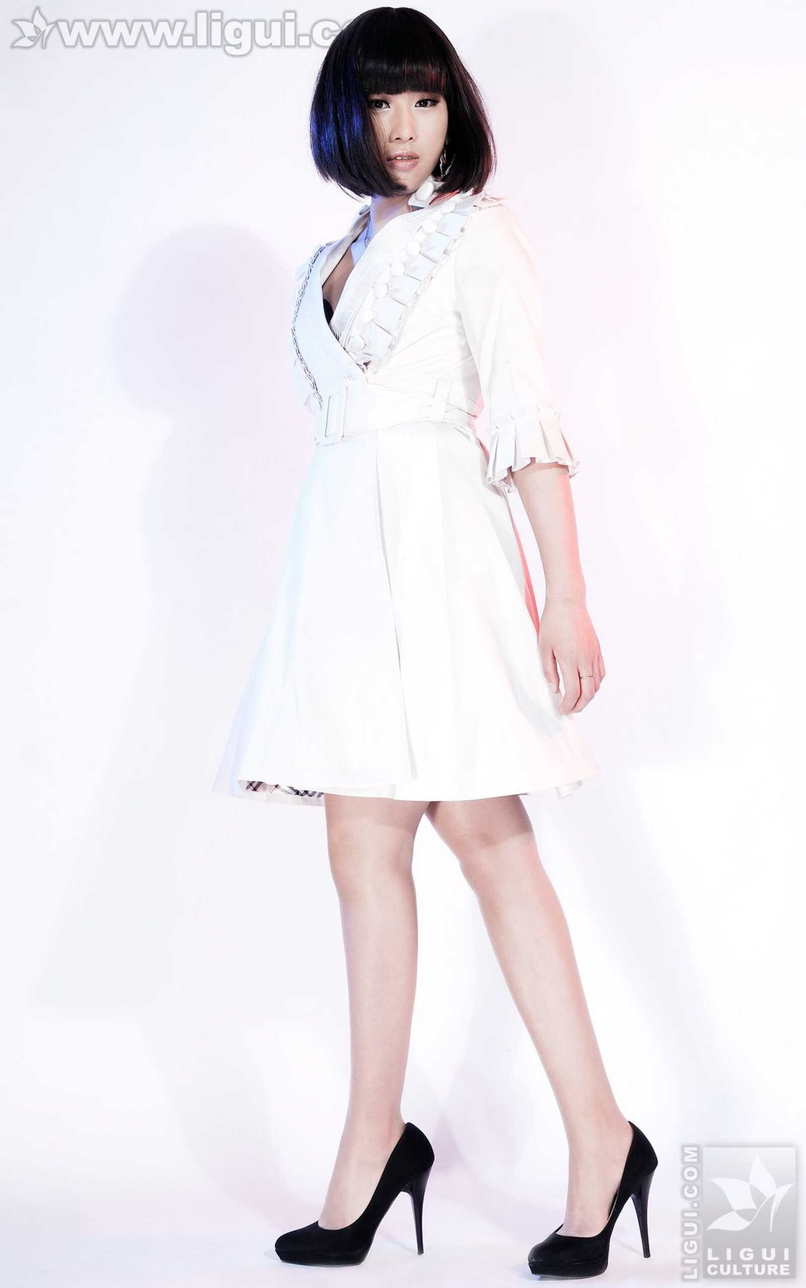 Model 思玉《天使般的纯情,风靡的高跟》 [丽柜第10张
