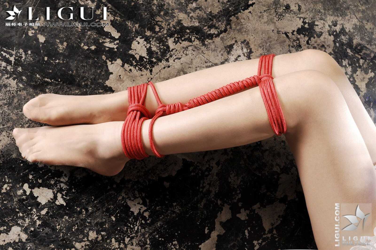 Model 文靜《性感小護士遭綁架》 [丽柜美束LiGui第4张