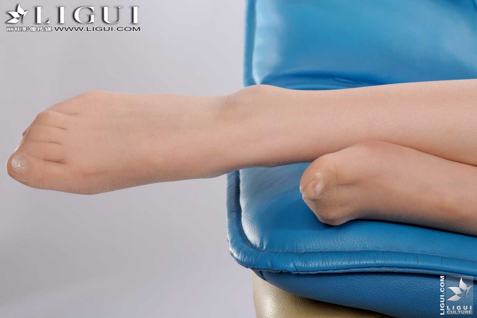 Model Vicky《足之韵足之诱惑》 [丽柜LiGui] 美腿玉足第10张