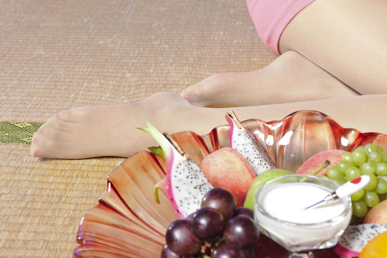 Model 笑笑《水果肉丝美足》上下合集 [丽柜LiGui第20张