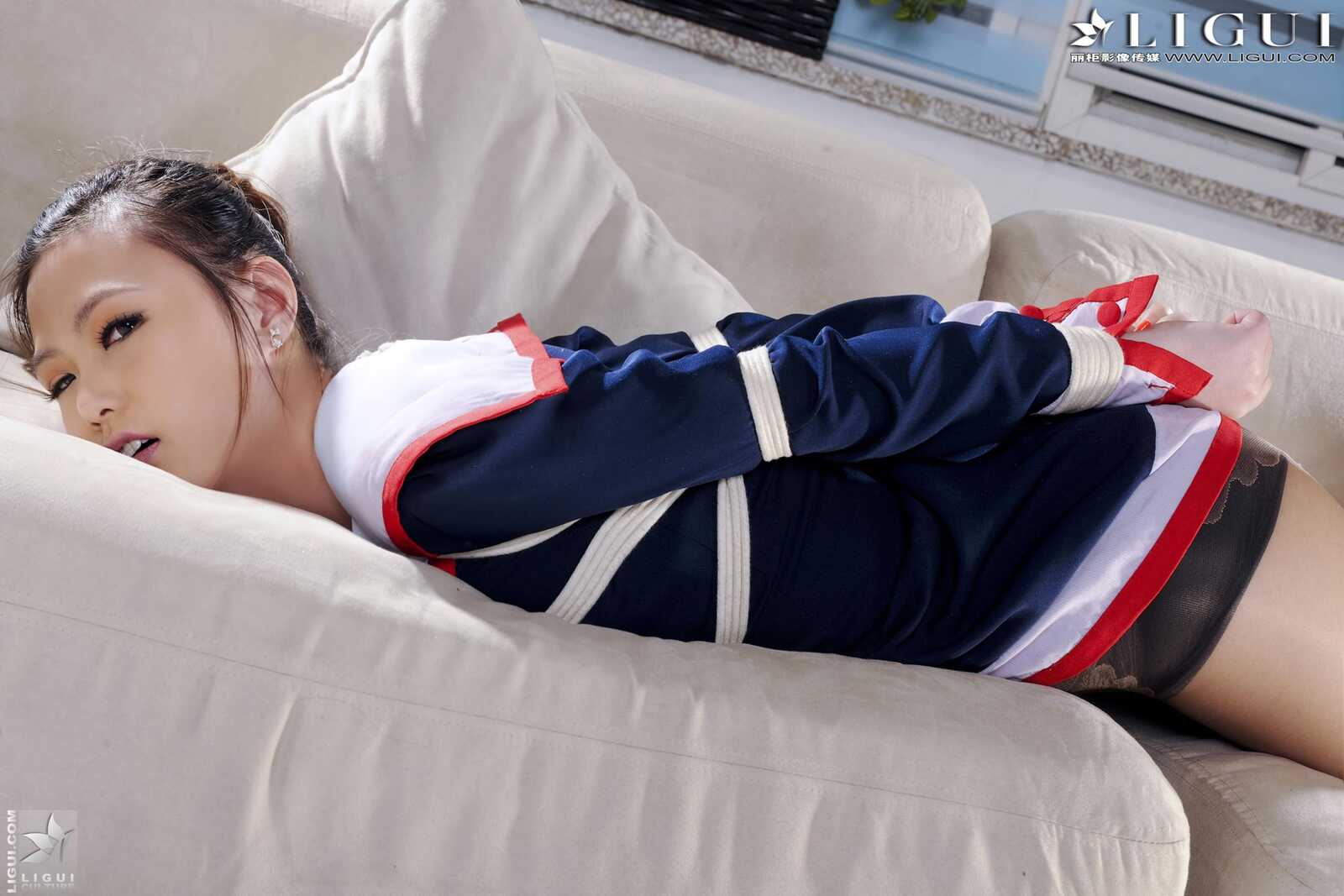 [丽柜美束LiGui] Model 小可《制服绳艺捆绑》丝袜玉第8张