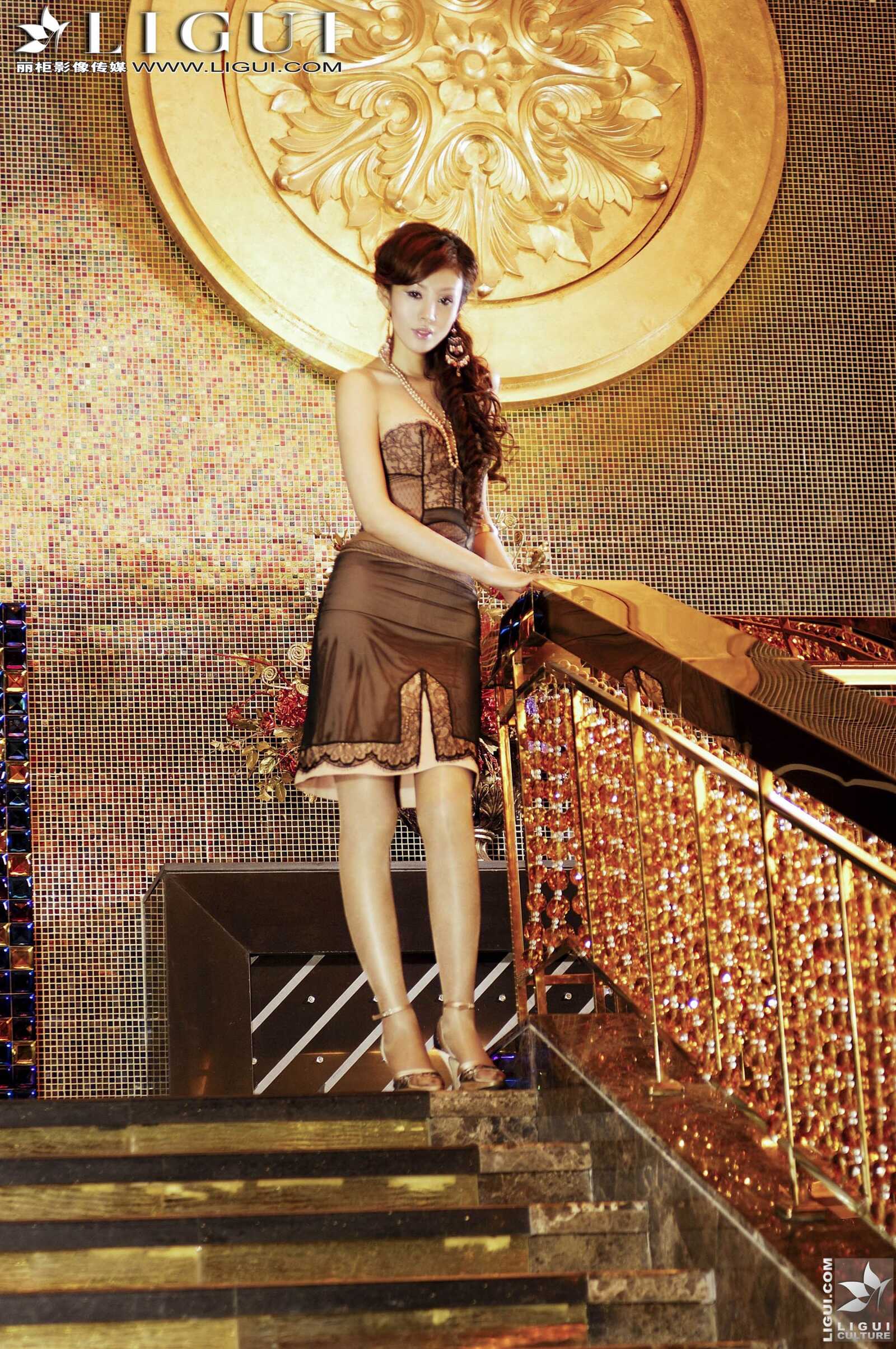 [丽柜贵足LiGui] Model 姚金金 美腿丝足写真图片第12张