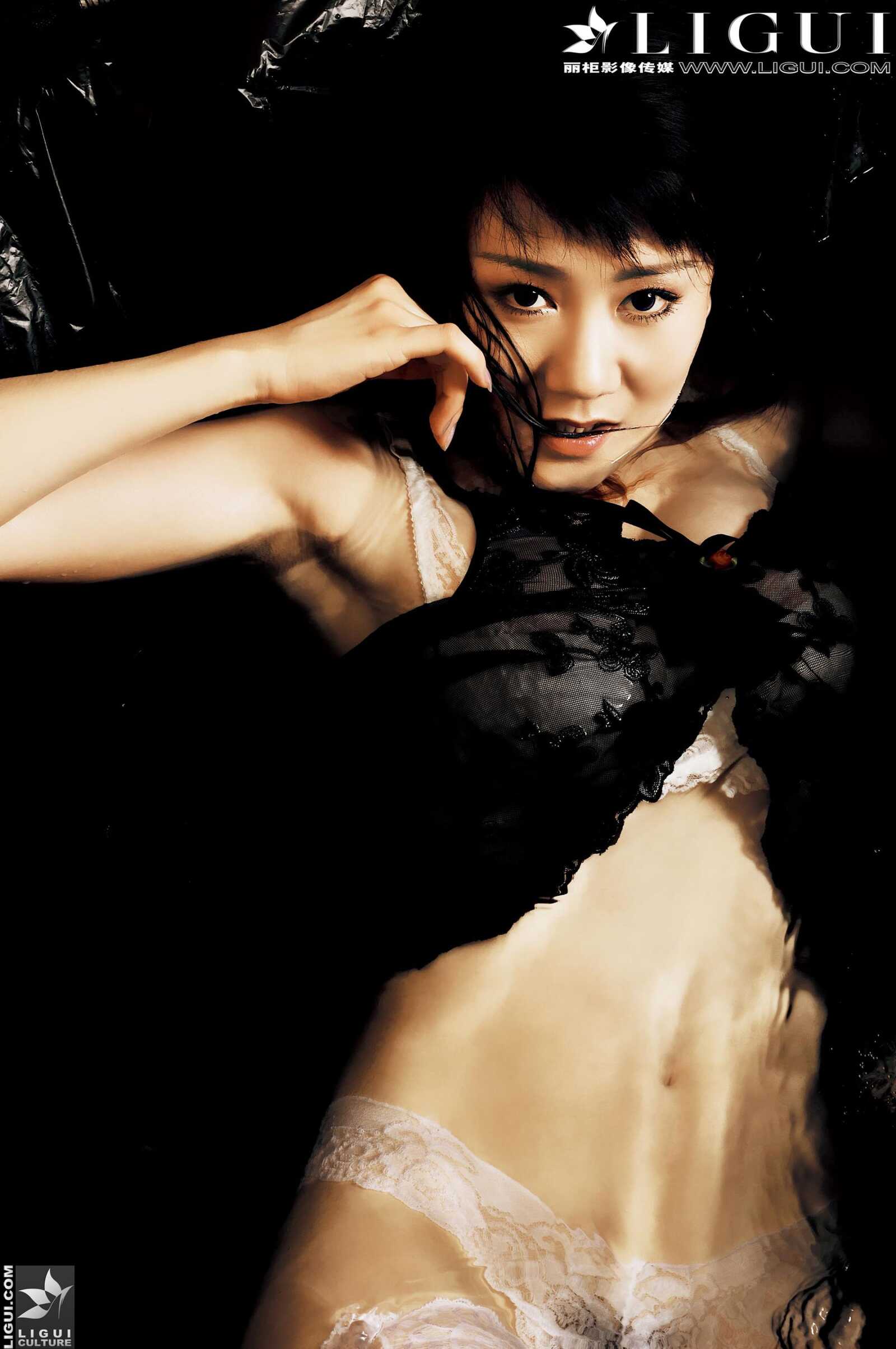 [丽柜贵足LiGui] Model 蒙蒙《蕾丝尤物》美腿丝足写第5张