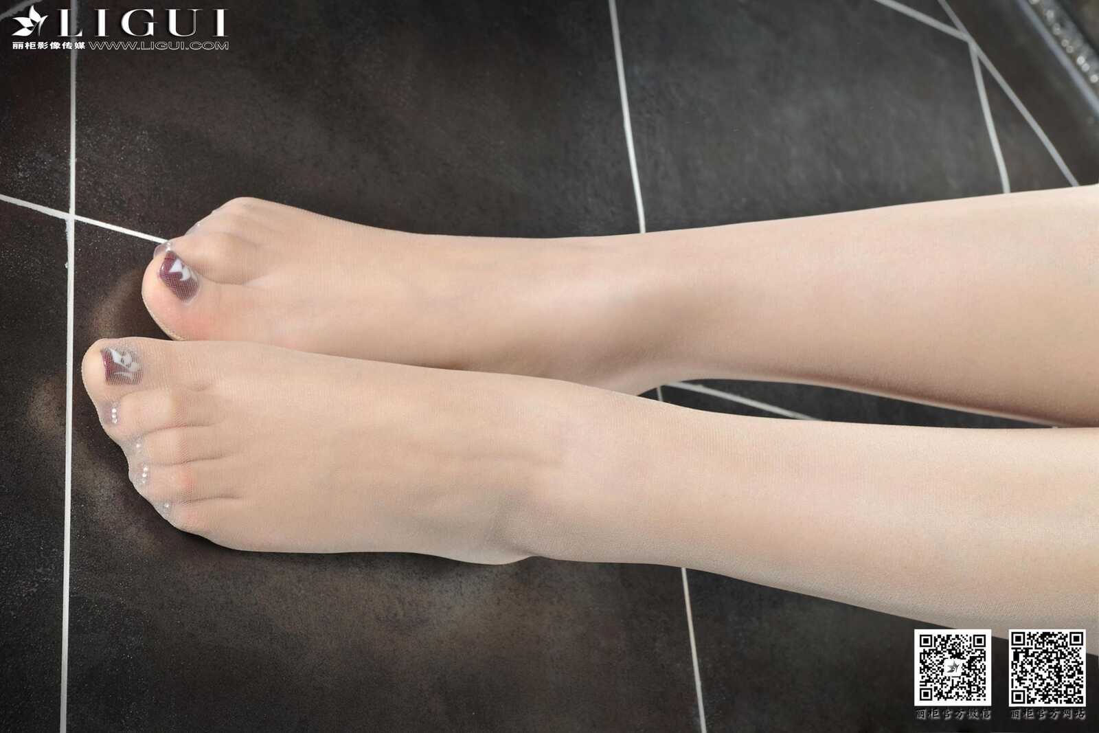 Model 文静《护士高跟美足》上下全集 [丽柜LiGui第3张