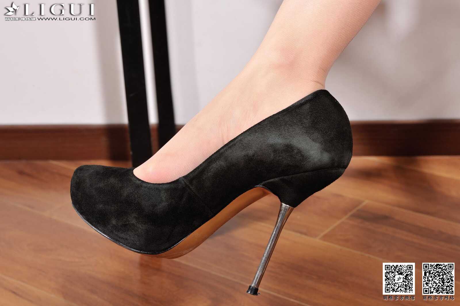 Model 文欣《长腿高跟美少女》上下全集 [丽柜Li第14张