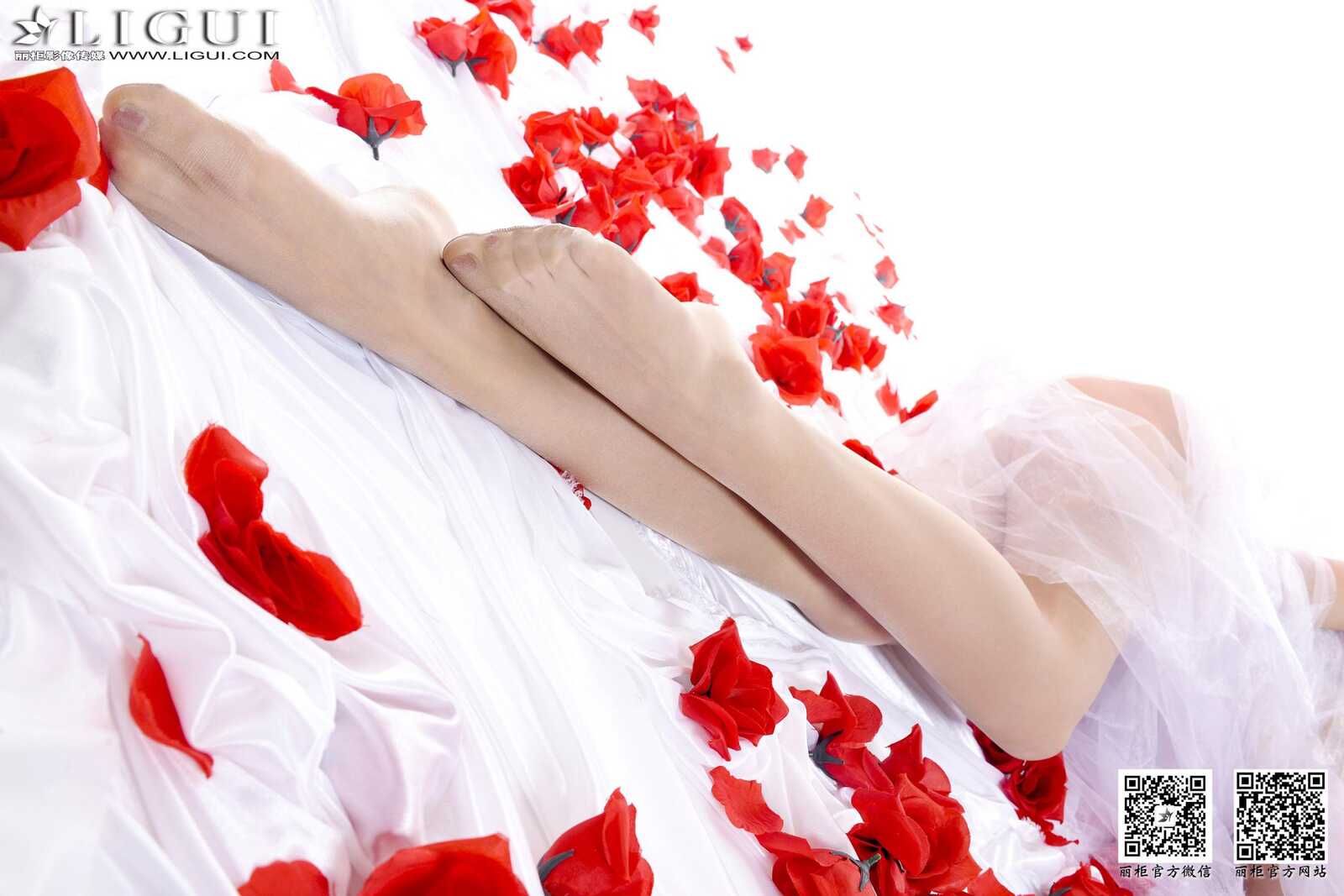 Model 可馨《蕾丝丝足》 [丽柜LiGui] 美腿玉足写真第3张