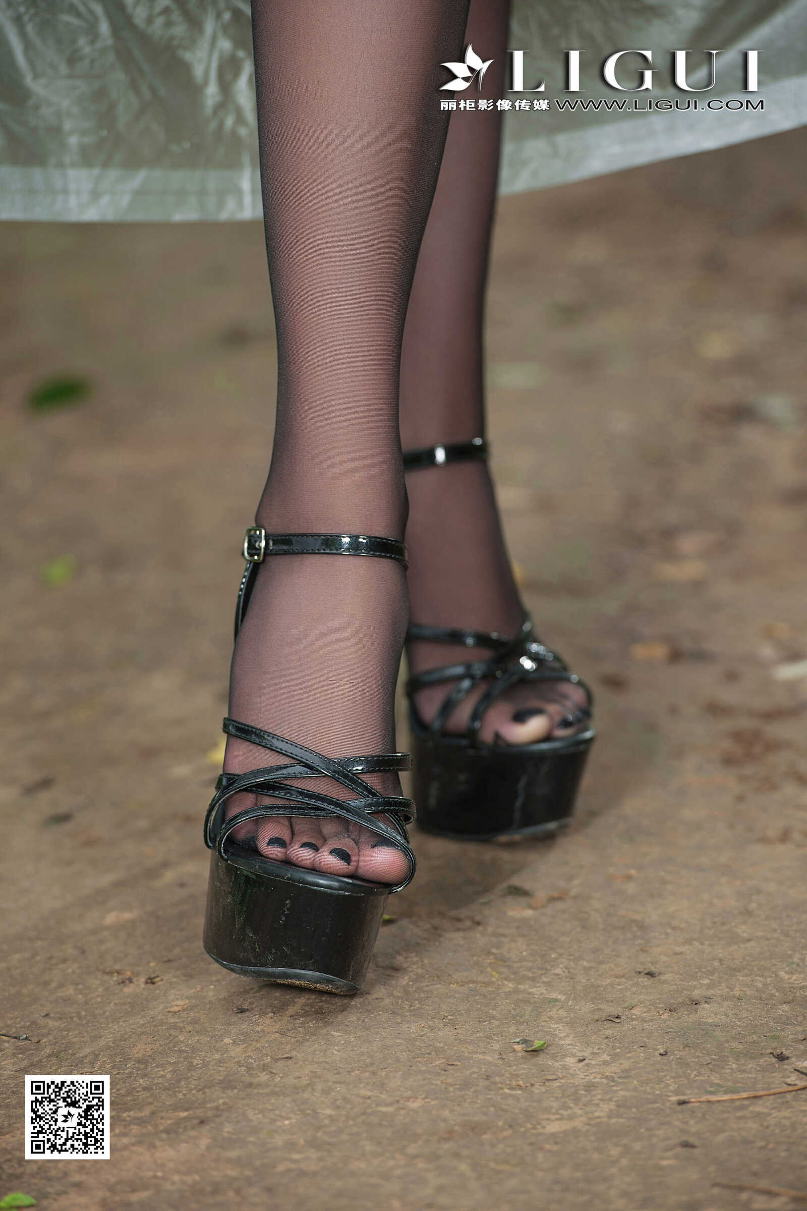 腿模温蒂《塑料外衣+黑丝美腿》 [丽柜贵足LIGU第7张
