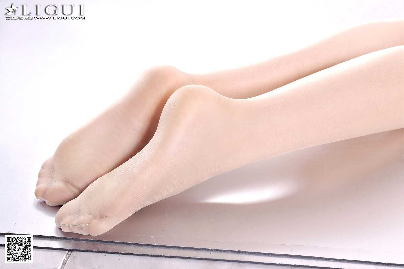 Model 允儿《时尚牛仔热裤女郎》上下全集 [丽柜第1张