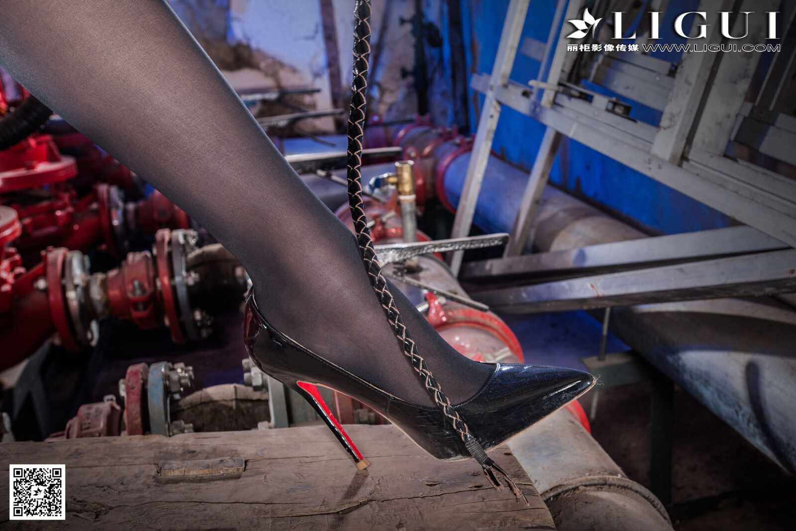 Model 文静《黑丝女警镣铐皮鞭》上下全集  [丽柜第9张