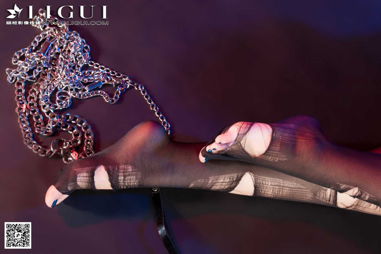 Model 诺言《黑丝女警镣铐丝足》[丽柜贵足LiGui]第2张