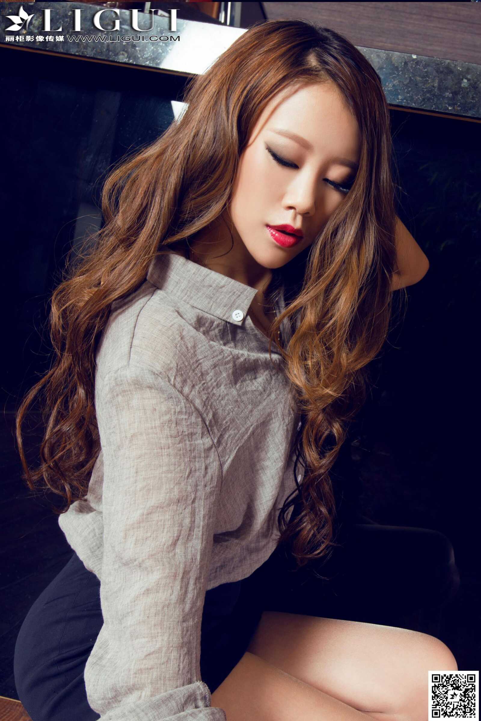 Model 语寒《前台文秘丝足魅惑》上下全集 [丽柜第14张