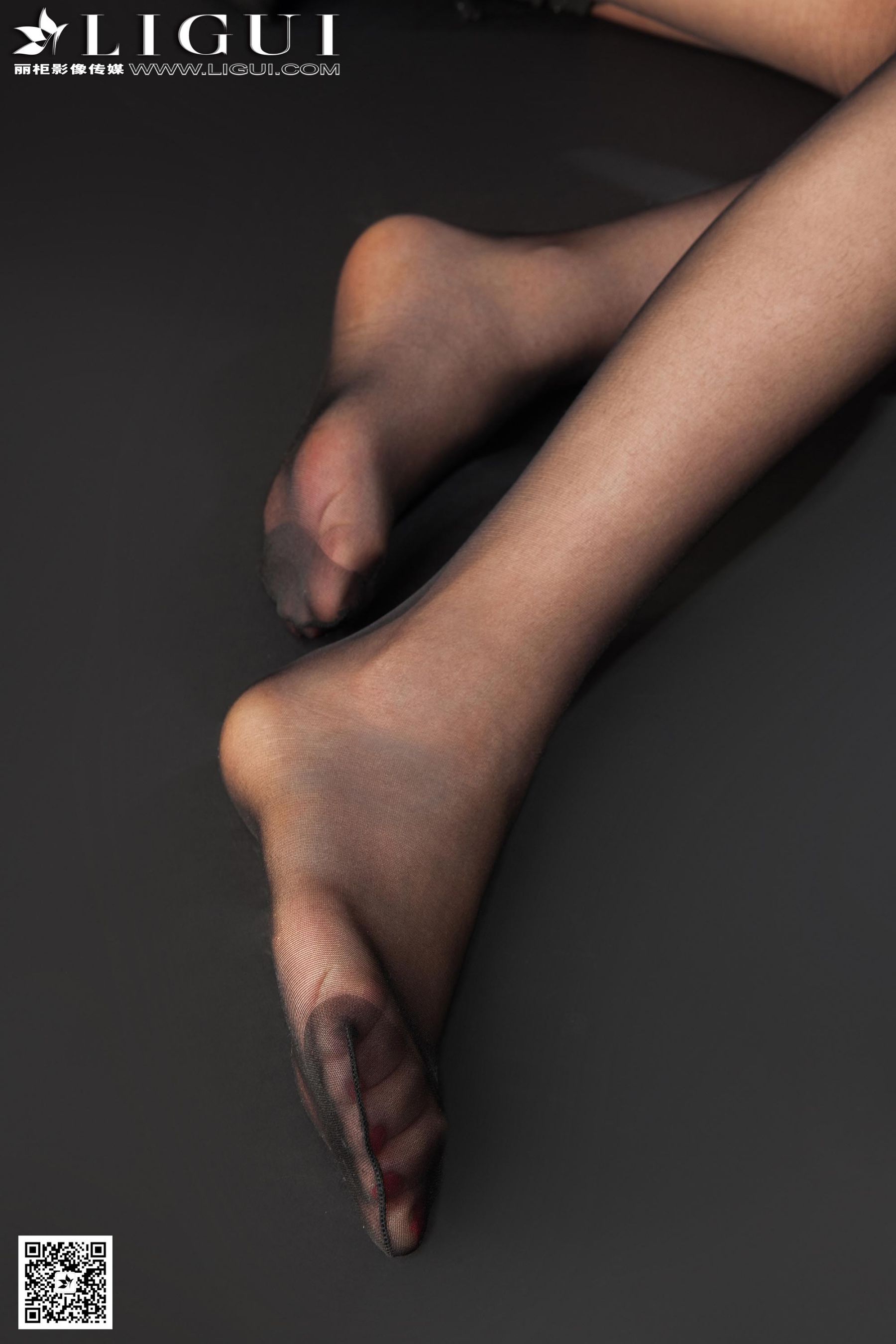 [丽柜LiGui] Model 凌凌《黑丝高跟美足》美腿玉足写第8张