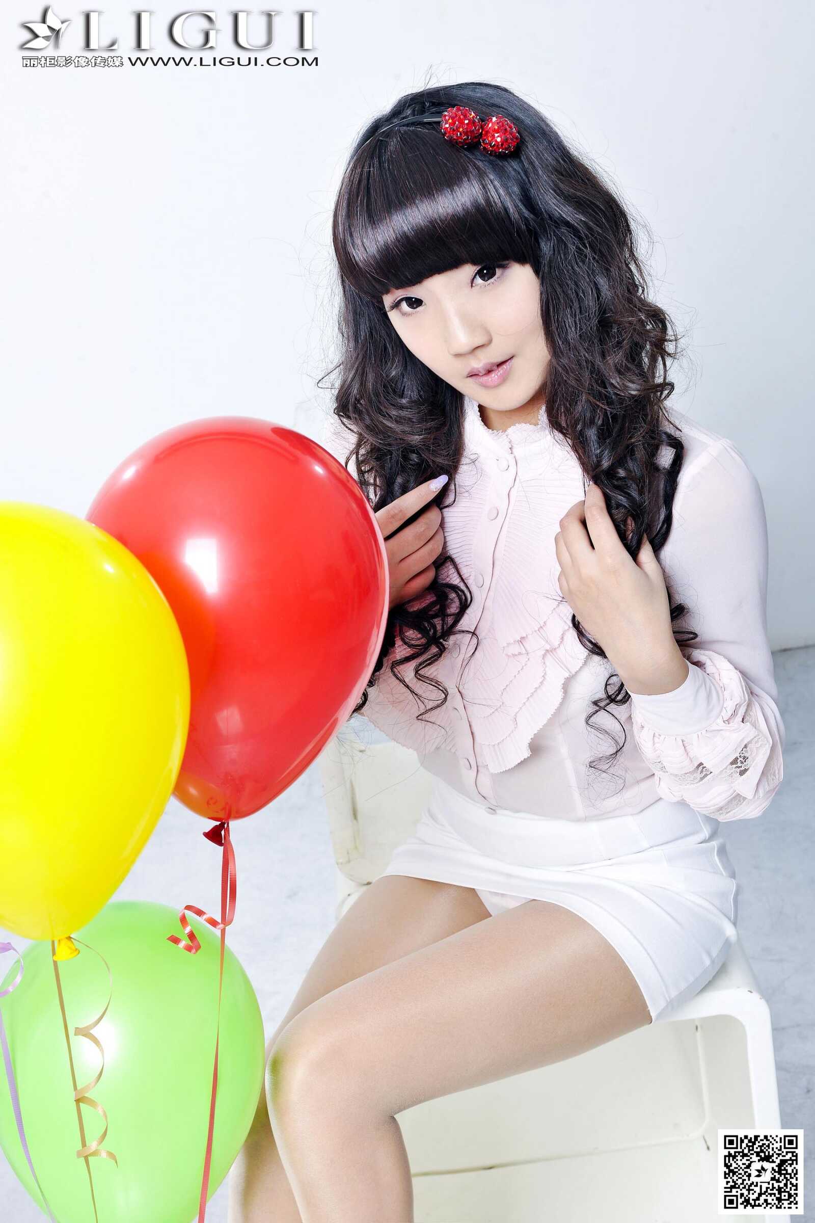 [丽柜LiGui] Model 司琪《气球少女丝足》美腿玉足写第10张