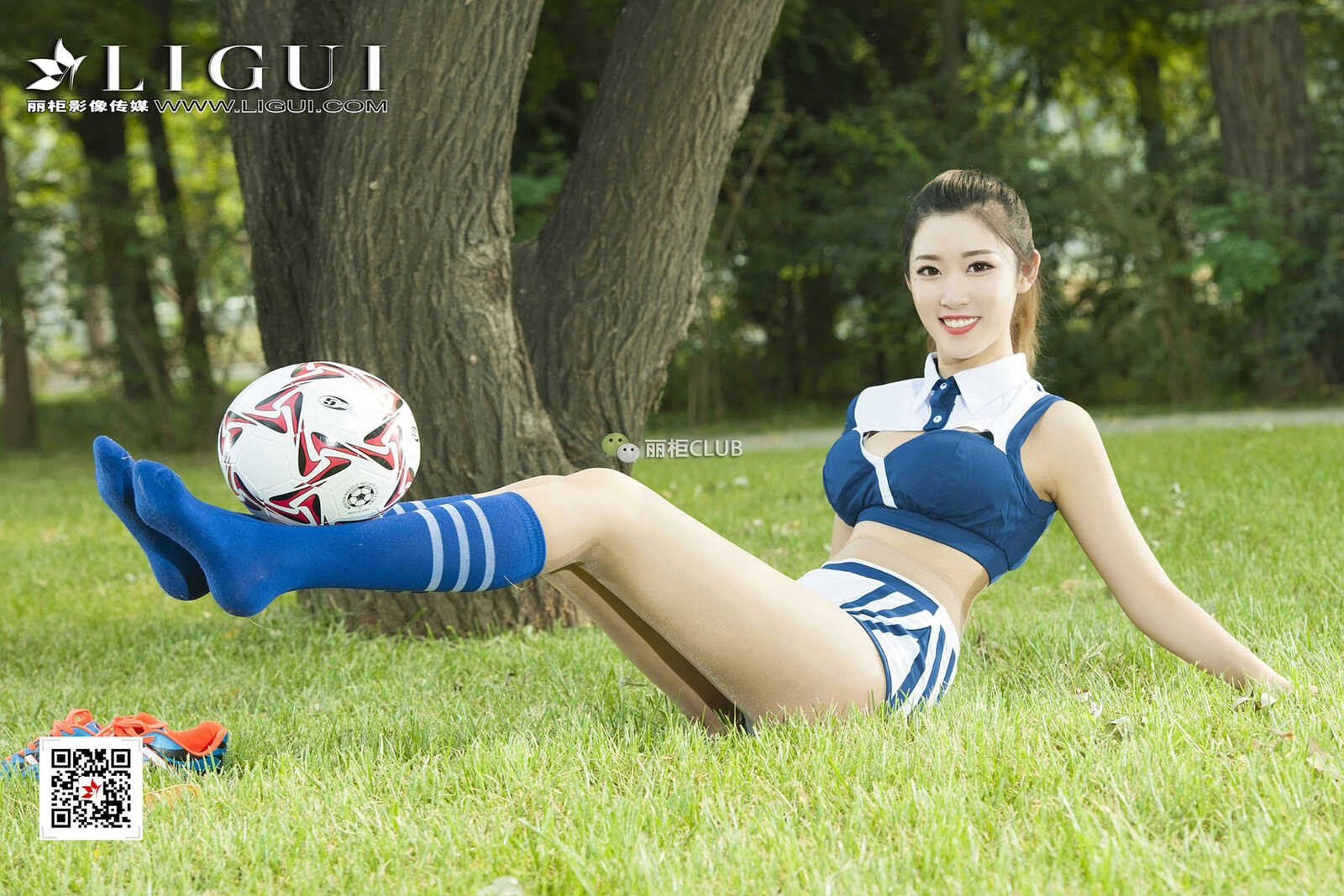 Model 筱筱《球场少女》 [丽柜Ligui] 写真集第5张