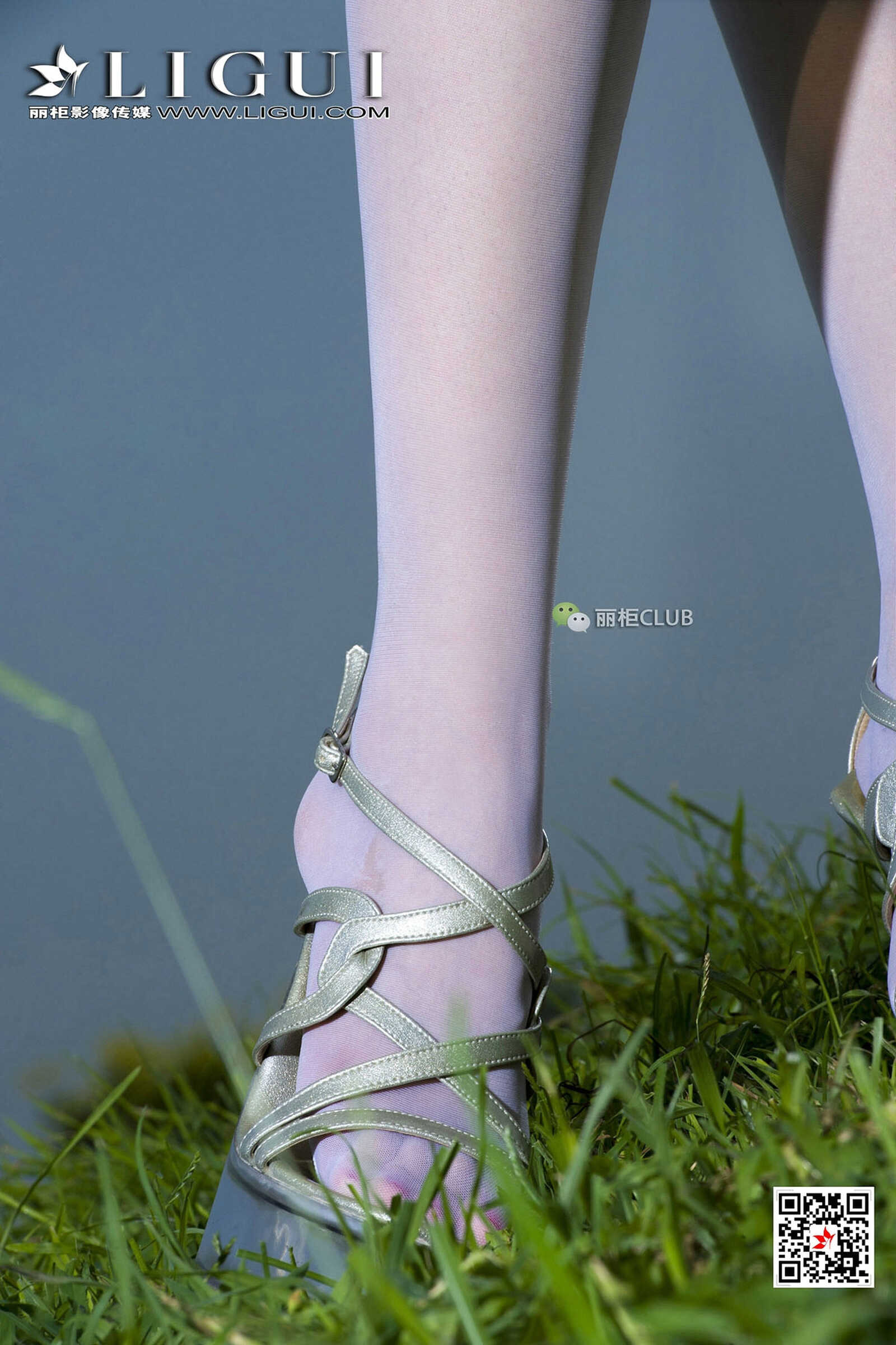 Model 雪儿《白丝+抹胸礼服》 [丽柜Ligui] 写真集第11张