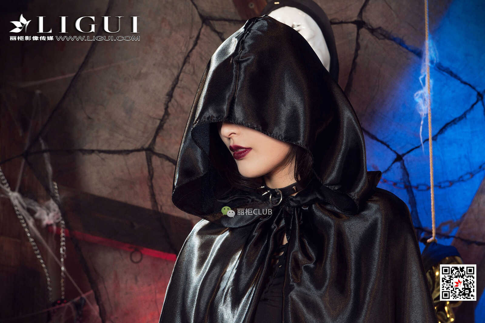 Model 雪糕《女王灰丝》 [丽柜Ligui] 写真集第17张